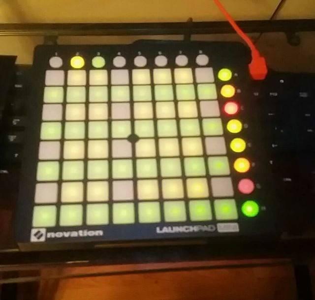 Novation MK2 Launchpad Mini Compact USB Grid Controller for Ableton Live customer photo 1