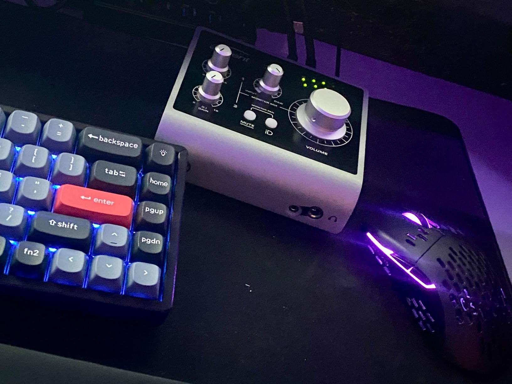 Audient iD4 USB 2-in/2-out High Performance Audio Interface customer photo 2
