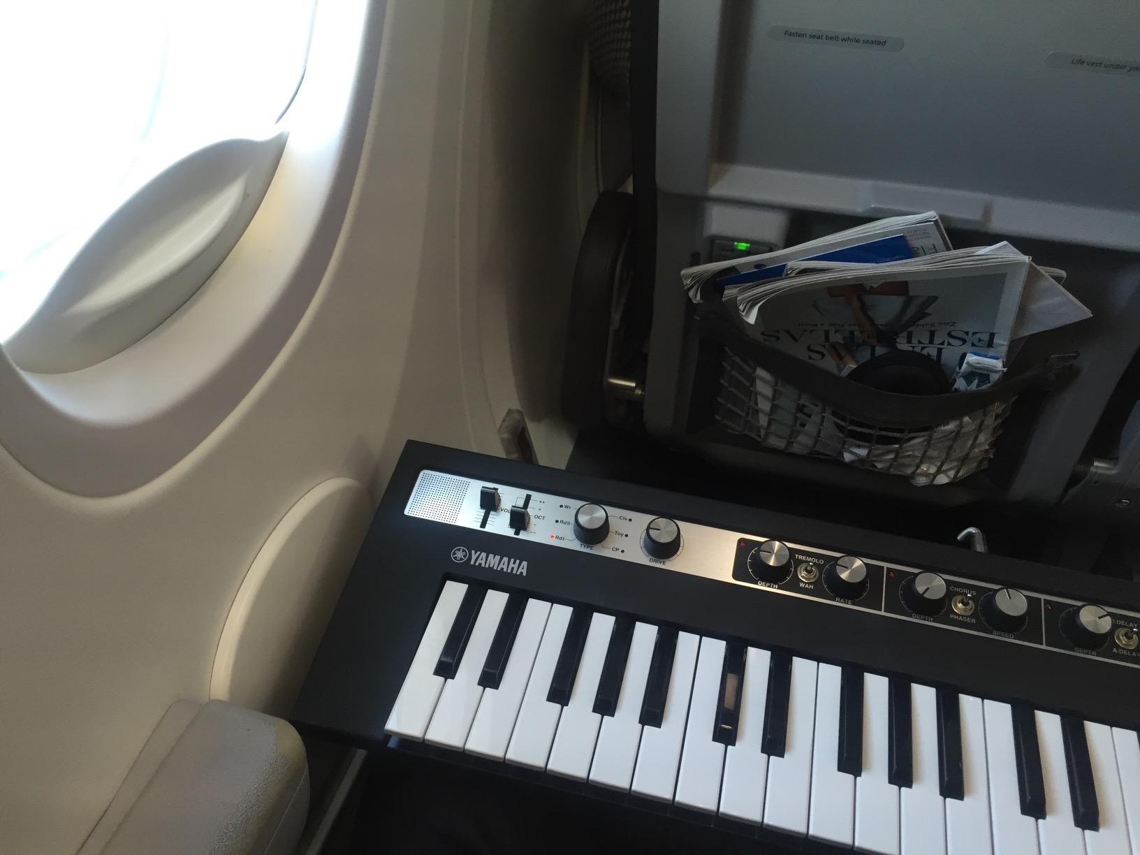 Yamaha REFACE CP Portable Electric Piano and Vintage Keyboard Sound Engine with 37 Mini-Keys customer photo 2