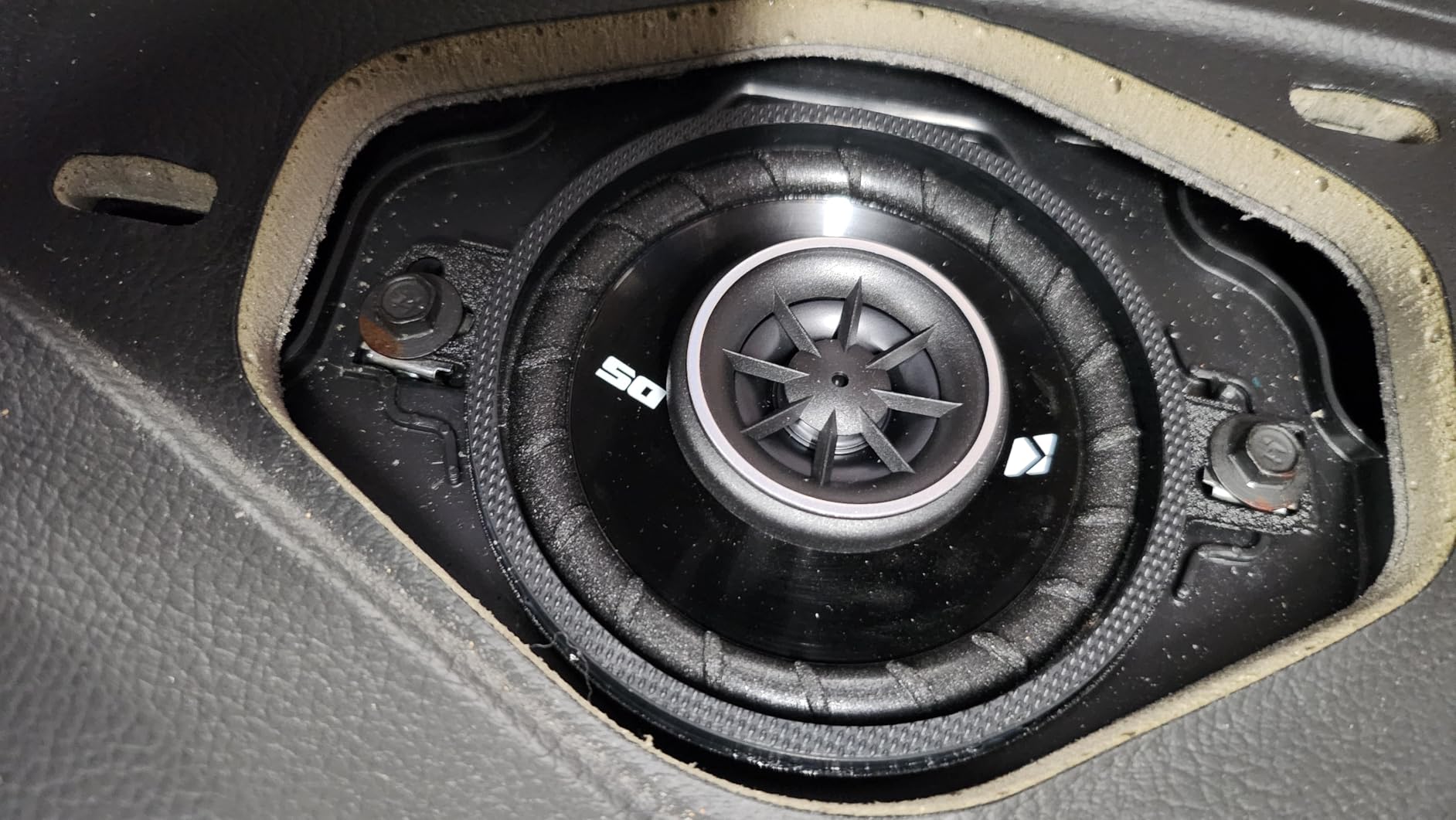 KICKER DSC350 3.5-Inch (89mm) Coaxial Speakers, 4-Ohm (Pair) customer photo 1