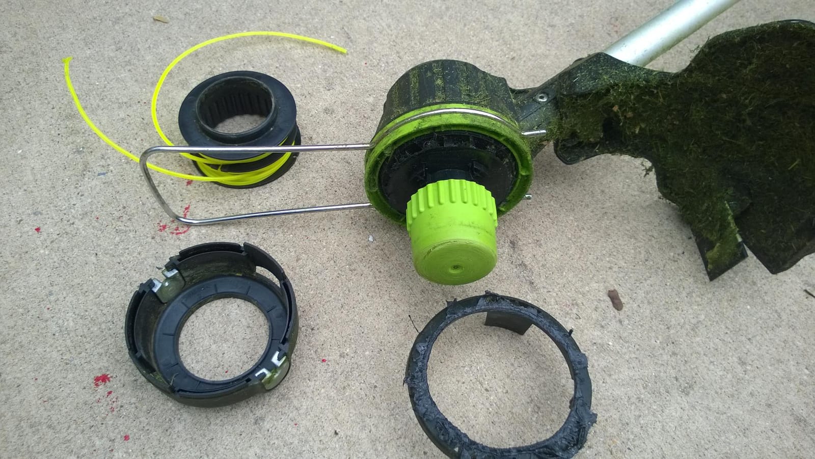 Greenworks 80V 16 in Cordless String Trimmer, 2.0 Ah Battery customer photo 2