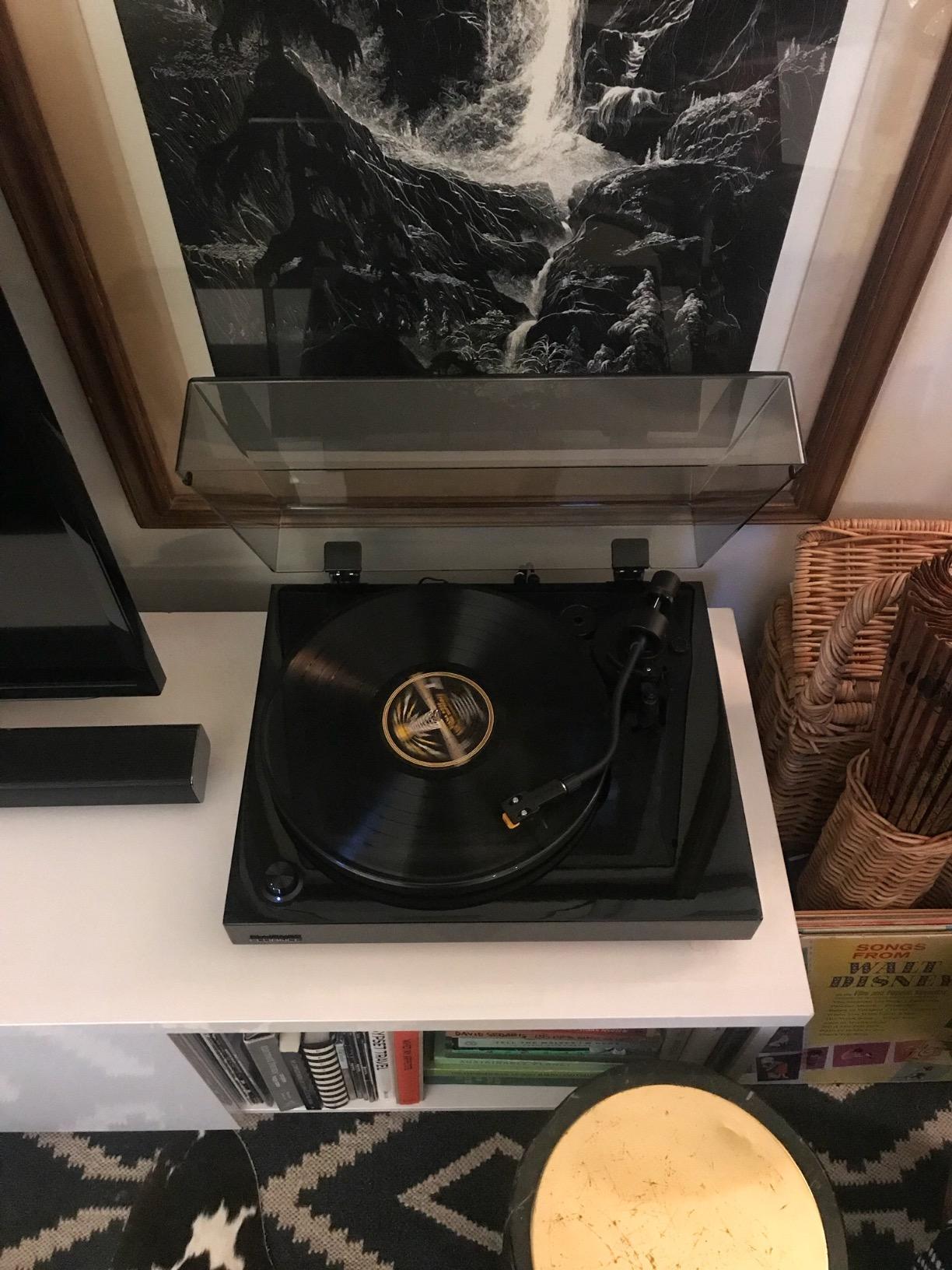Fluance RT80 Classic High Fidelity Vinyl Turntable Record Player with Audio Technica AT91 Cartridge, Belt Drive, Built-in Preamp, Adjustable Counterweight, Solid Wood Plinth - Piano Black customer photo 2
