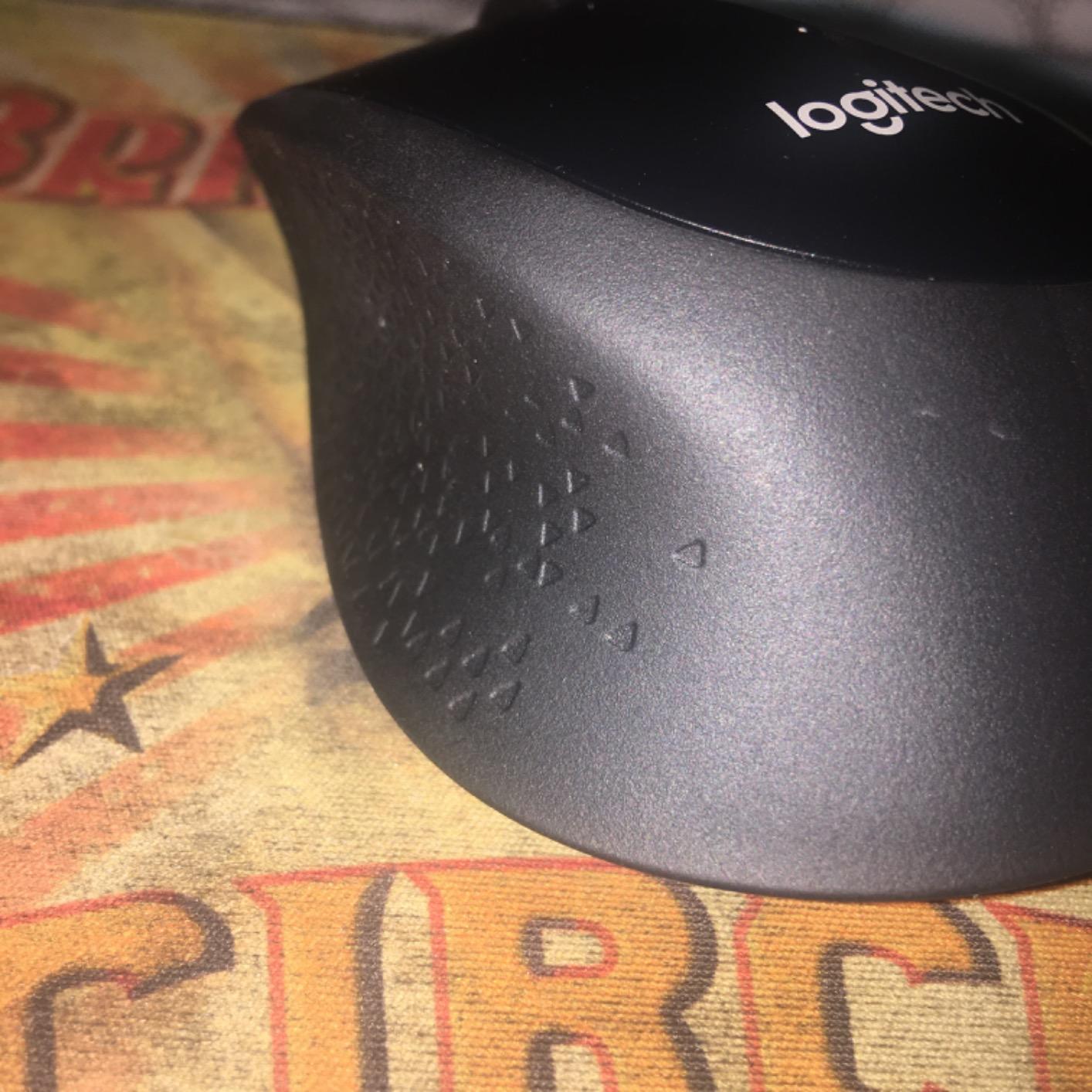 Logitech M330 Silent Plus Full Size 2.4 GHz Wireless Mouse - Black customer photo 2