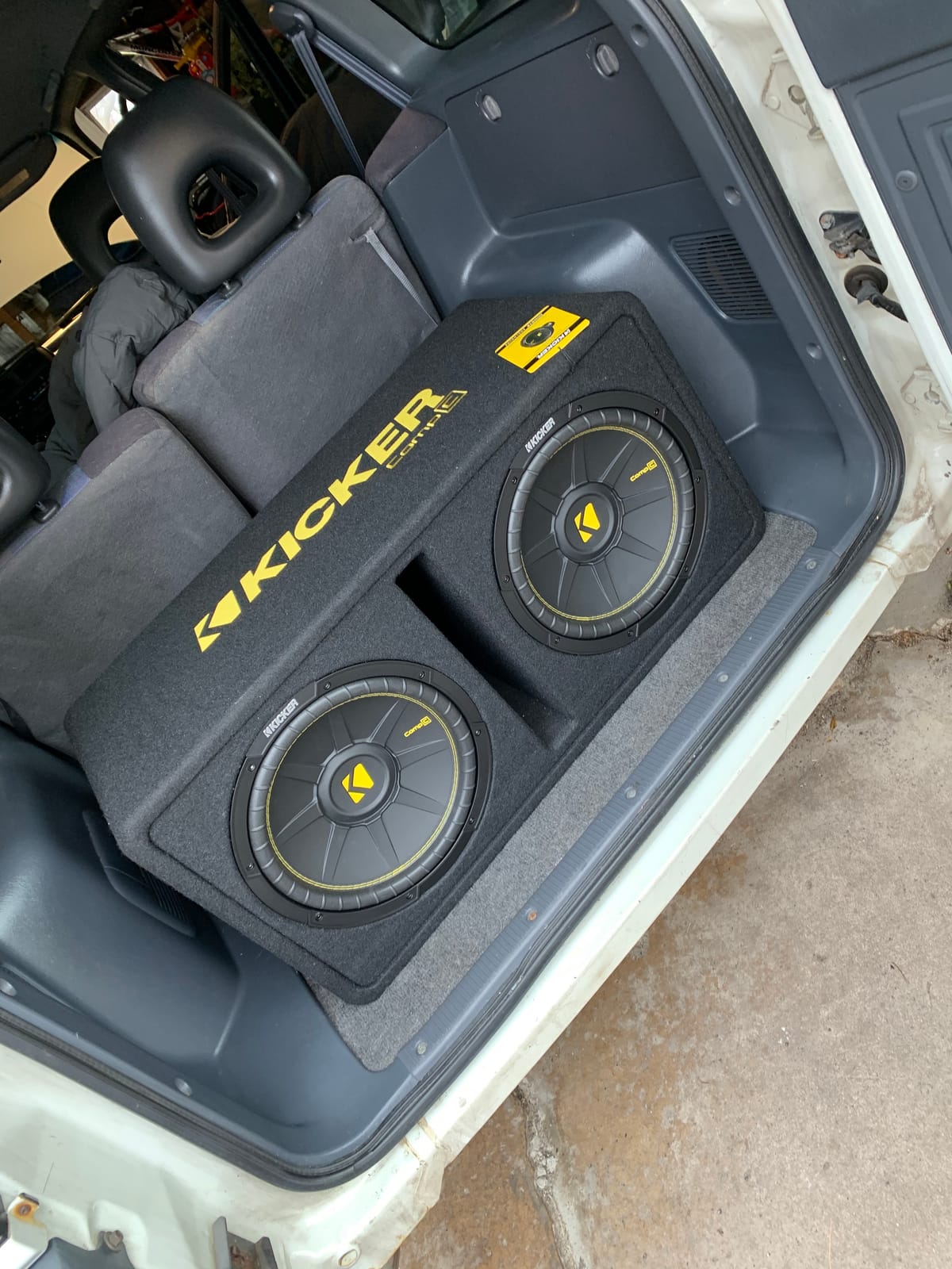 KICKER 44DCWC122 Dual CompC 12