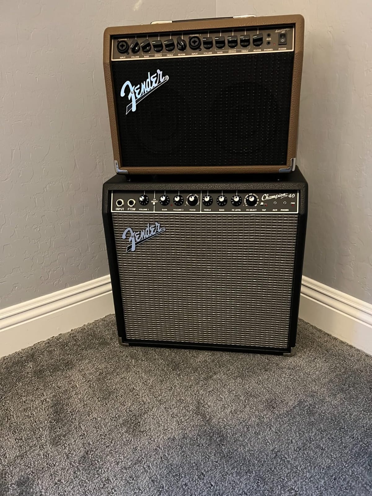 Fender Acoustasonic 40-Watt Acoustic Guitar Amplifier, Portable Amp Combo customer photo 2