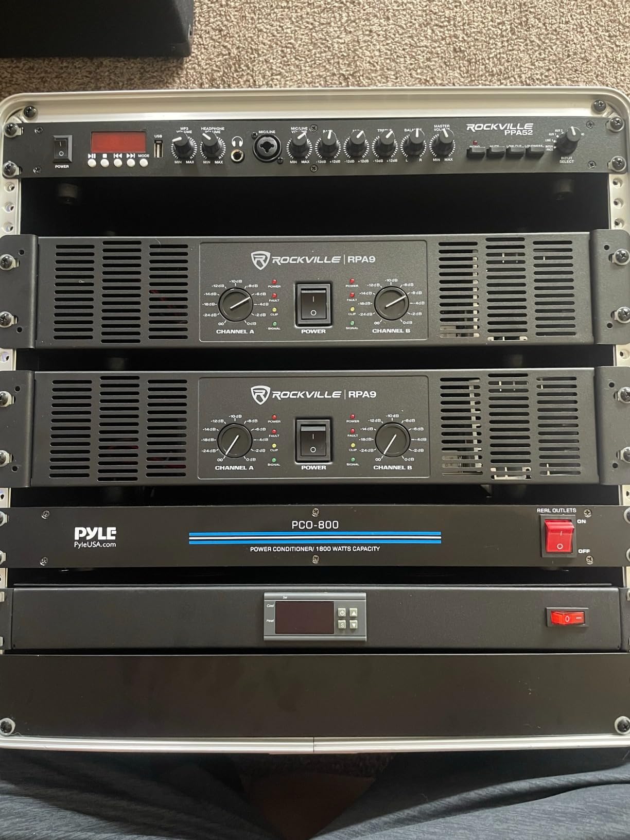 Rockville RPA9 2-Channel Professional/DJ Rack Mount Power Amplifier customer photo 1