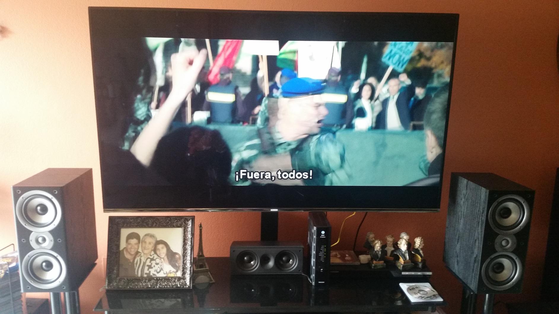 Onkyo TX-SR373 5.2 Channel A/V Receiver with Bluetooth customer photo 1
