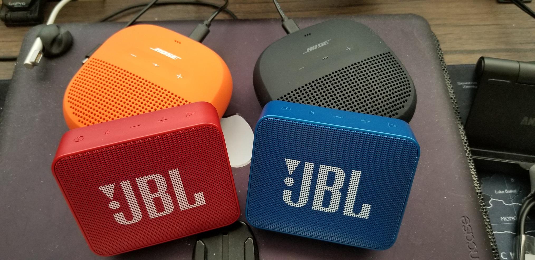 Bose SoundLink Micro: Small Portable Bluetooth Speaker (Waterproof), Midnight Blue customer photo 1