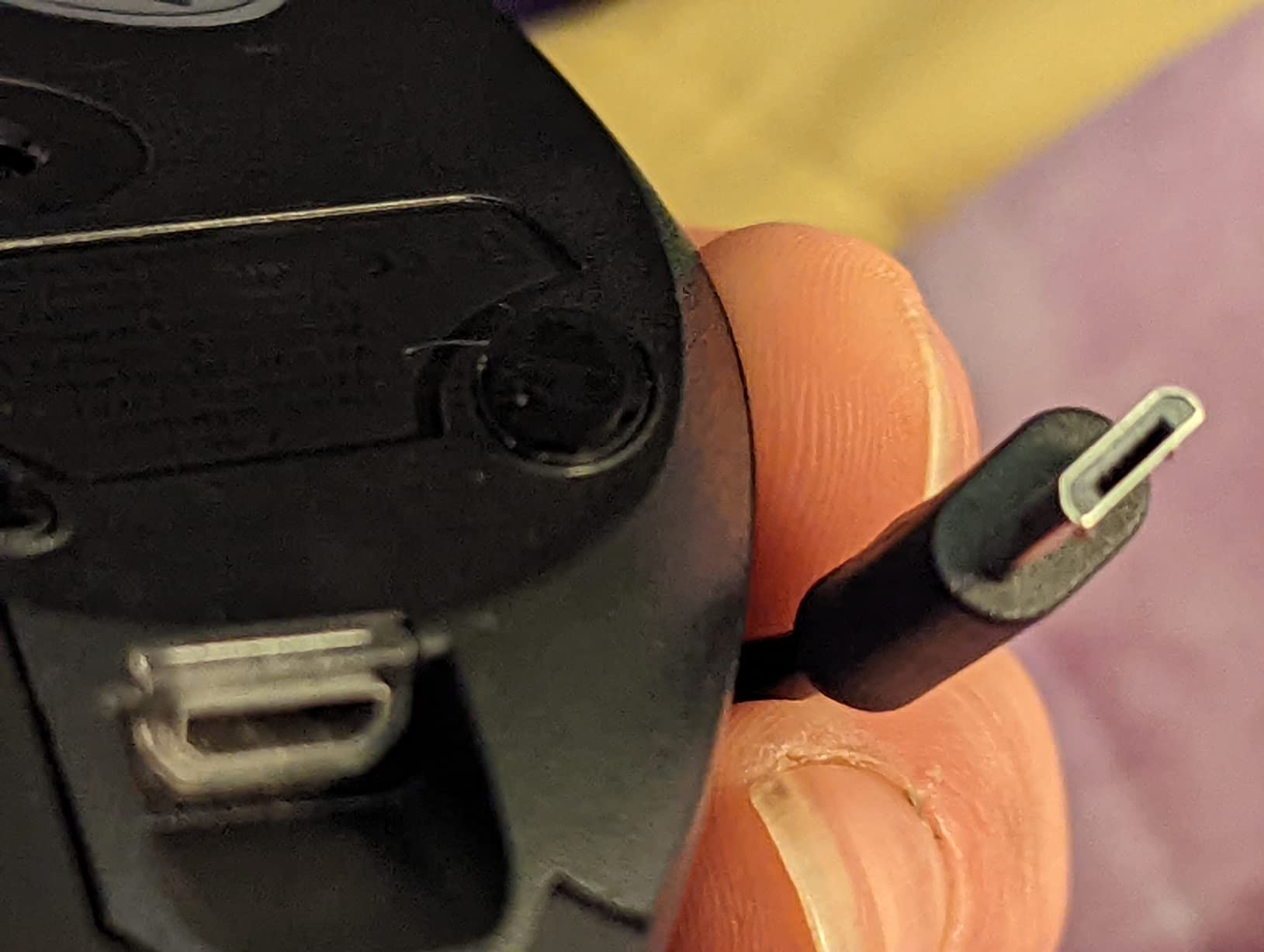 Lekvey Ergonomic Mouse, Rechargeable Vertical Wireless Mouse, Comfort Grip customer photo 1