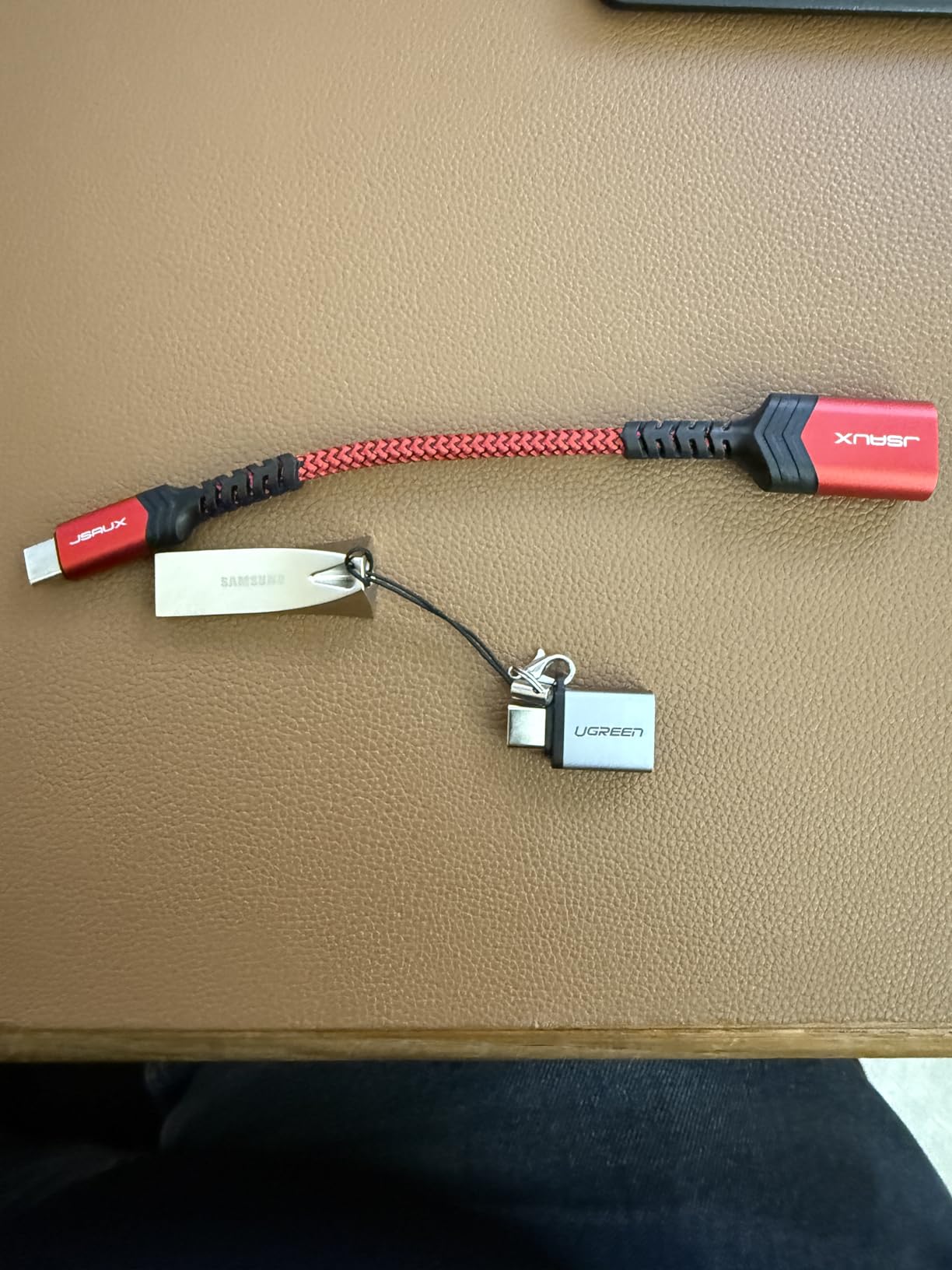 SAMSUNG BAR Plus 256GB - 400MB/s USB 3.1 Flash Drive Champagne Silver (MUF-256BE3/AM) customer photo 2