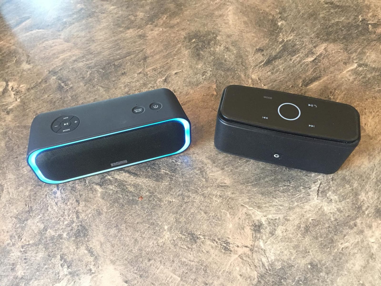 DOSS SoundBox Pro Bluetooth Speaker, 20W Stereo Sound, Active Extra Bass customer photo 2