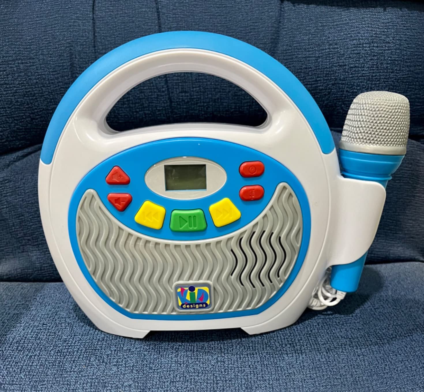 eKids Mother Goose Club Karaoke Machine for Kids with Microphone and Built-in Nursery Rhymes customer photo 2