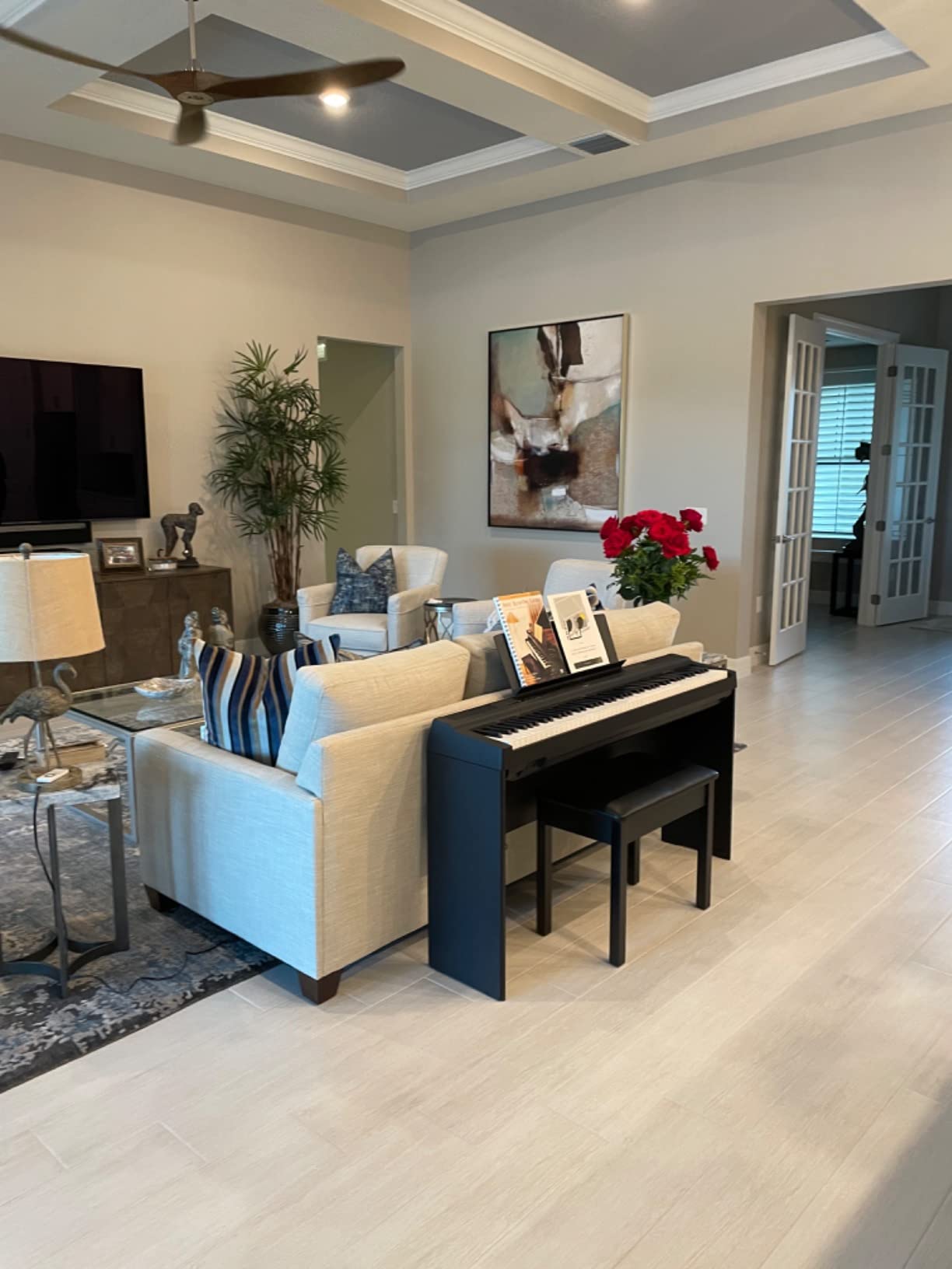 Yamaha P125 88-Key Weighted Digital Piano Home Bundle with Furniture Stand and Bench customer photo 2