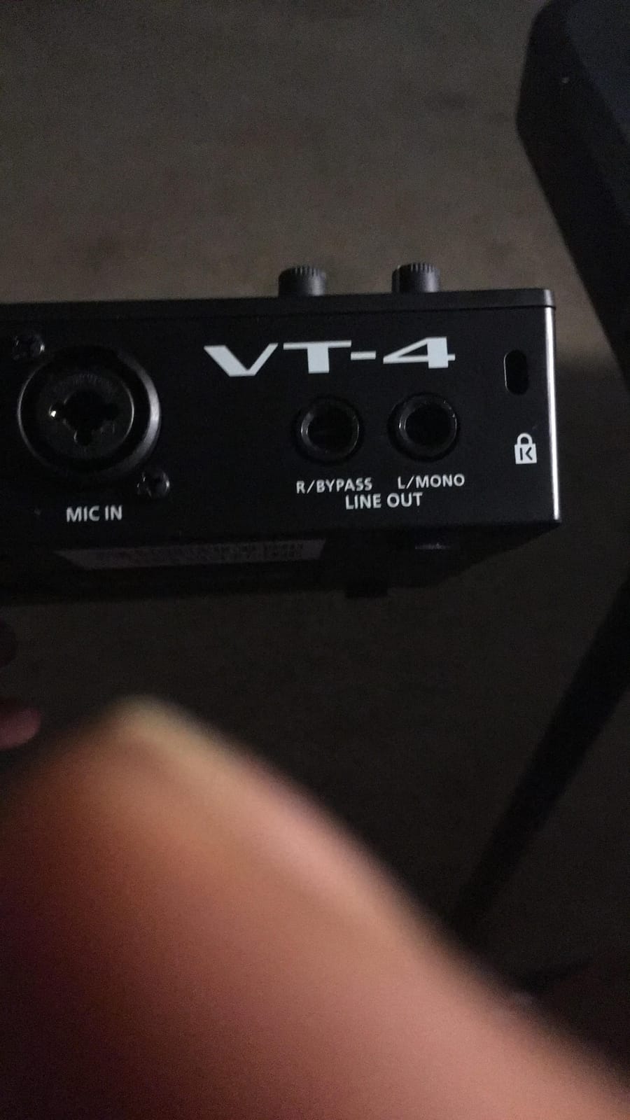 Roland VT-4 Vocal Transformer, Black customer photo 1