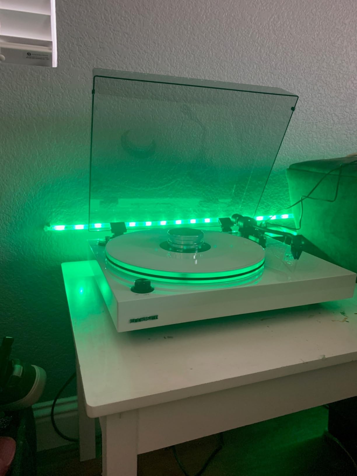 Fluance RT85 Turntable with Ortofon Cartridge, Acrylic Platter, Speed Control, and Vibration Isolation - High Fidelity Vinyl Record Player customer photo 1