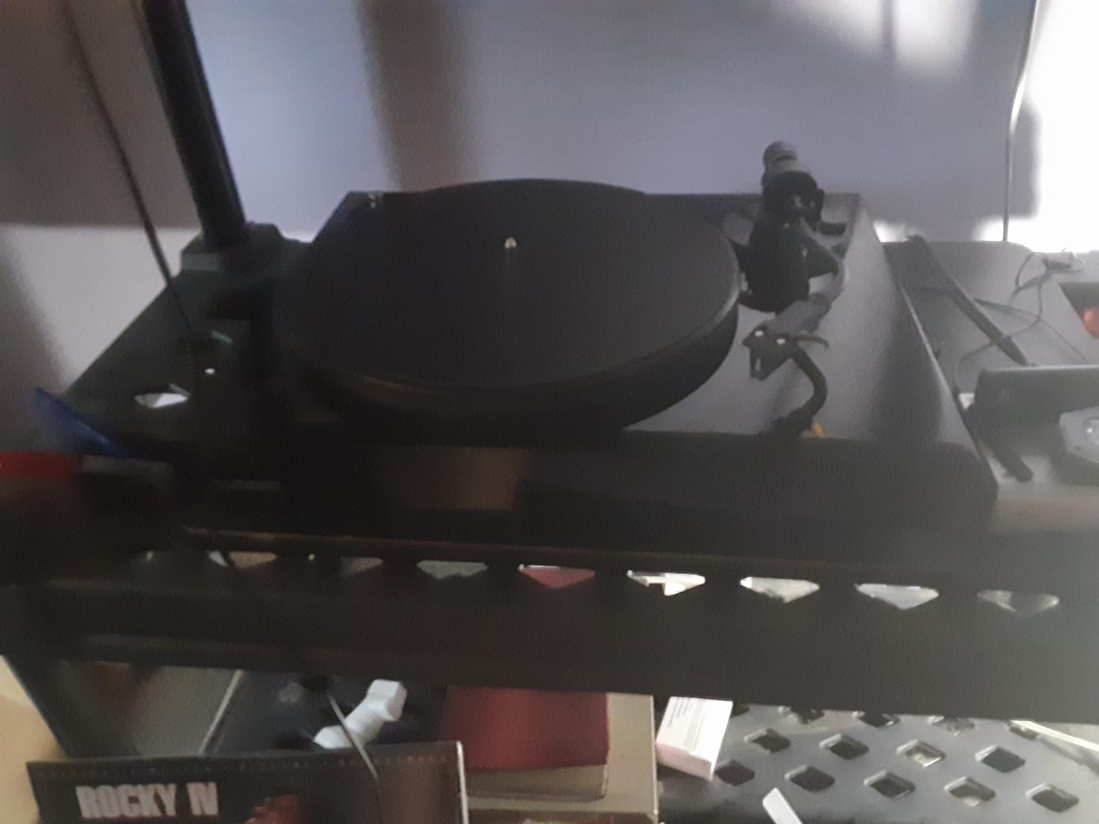 Fluance RT84 Reference High Fidelity Vinyl Turntable Record Player with Ortofon 2M Blue Cartridge, Speed Control Motor, High Mass MDF Wood Plinth, Vibration Isolation Feet - Walnut customer photo 2