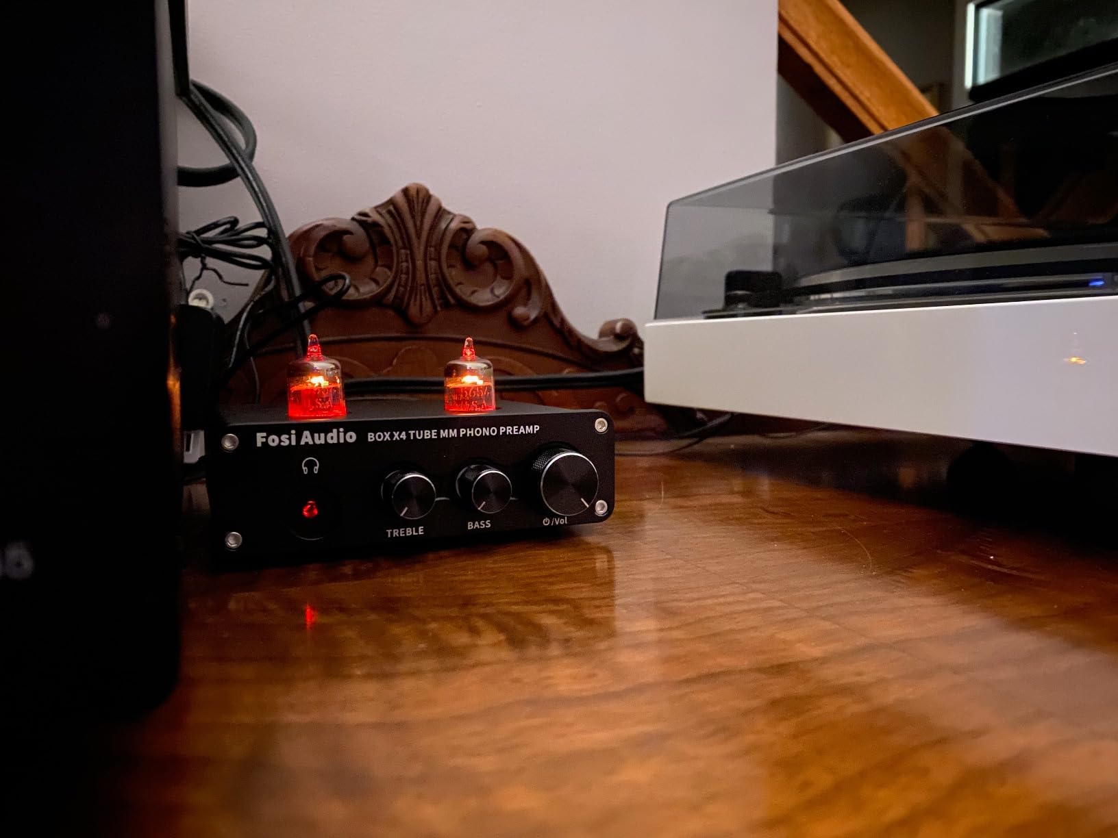 Fosi Audio Box X4 Phono Preamp with Vacuum Tubes for MM Turntable Phonograph Record Player with Volume Bass Treble Control customer photo 2