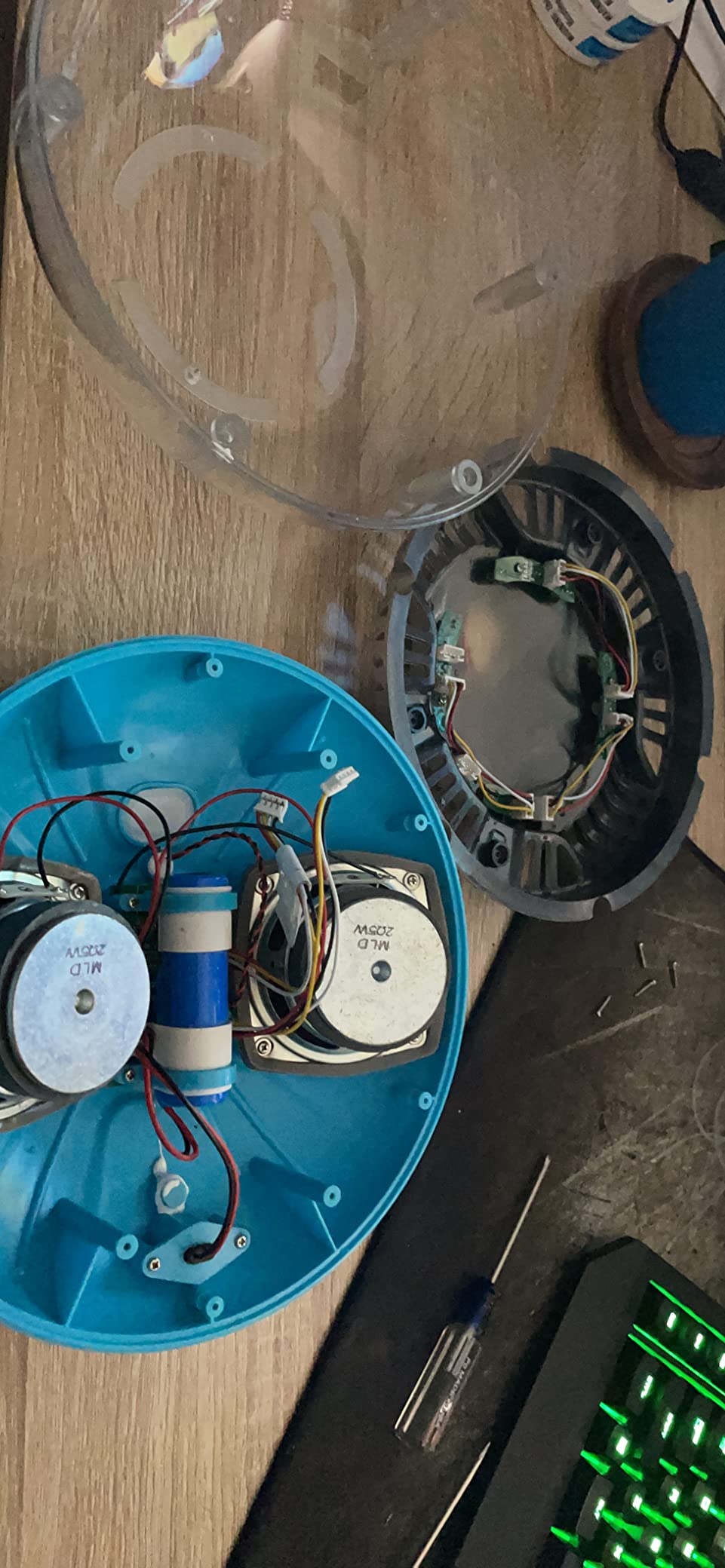 Skywin Floating Pool Speaker with Fountain & RGB Lights, 24H Playtime customer photo 1