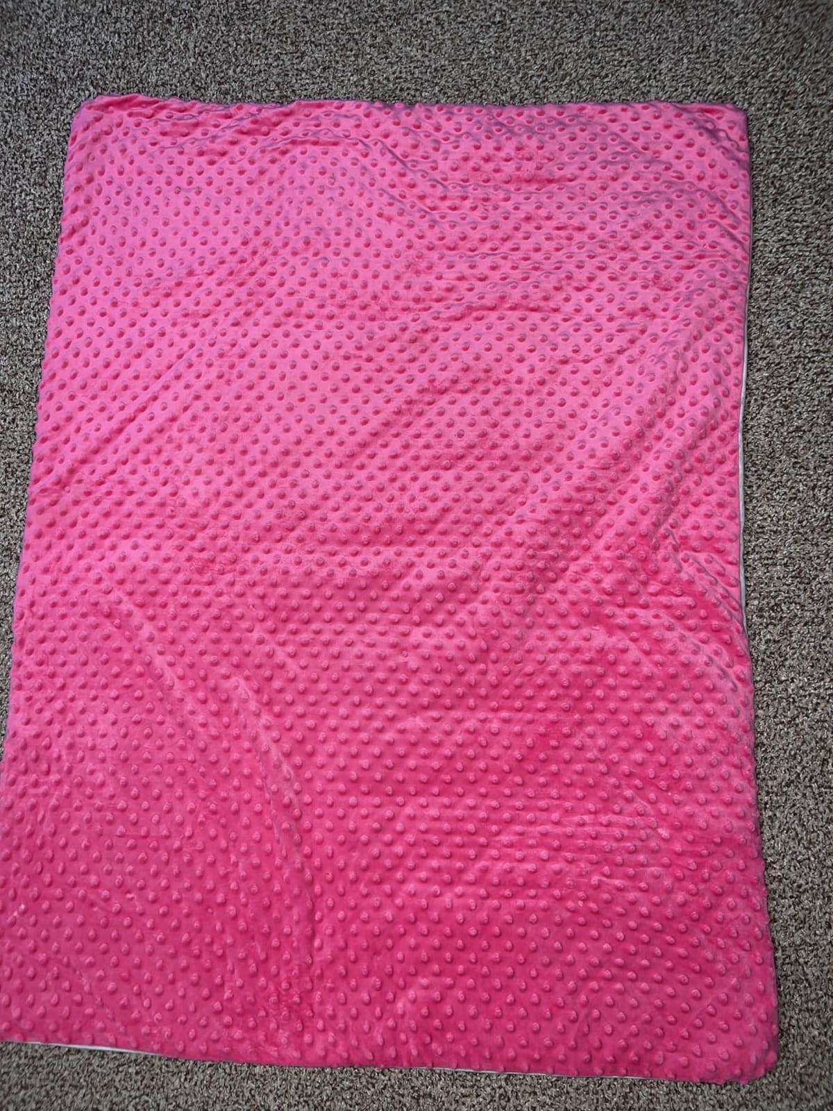 hazli Super-Soft Kids Weighted Blanket 7 Pounds - Weighted Blanket for Kids - Easy to Clean, Washable Minky Cover - 41x60 Inches 7lbs Child - Heavy Blanket for Girls and Boys customer photo 2