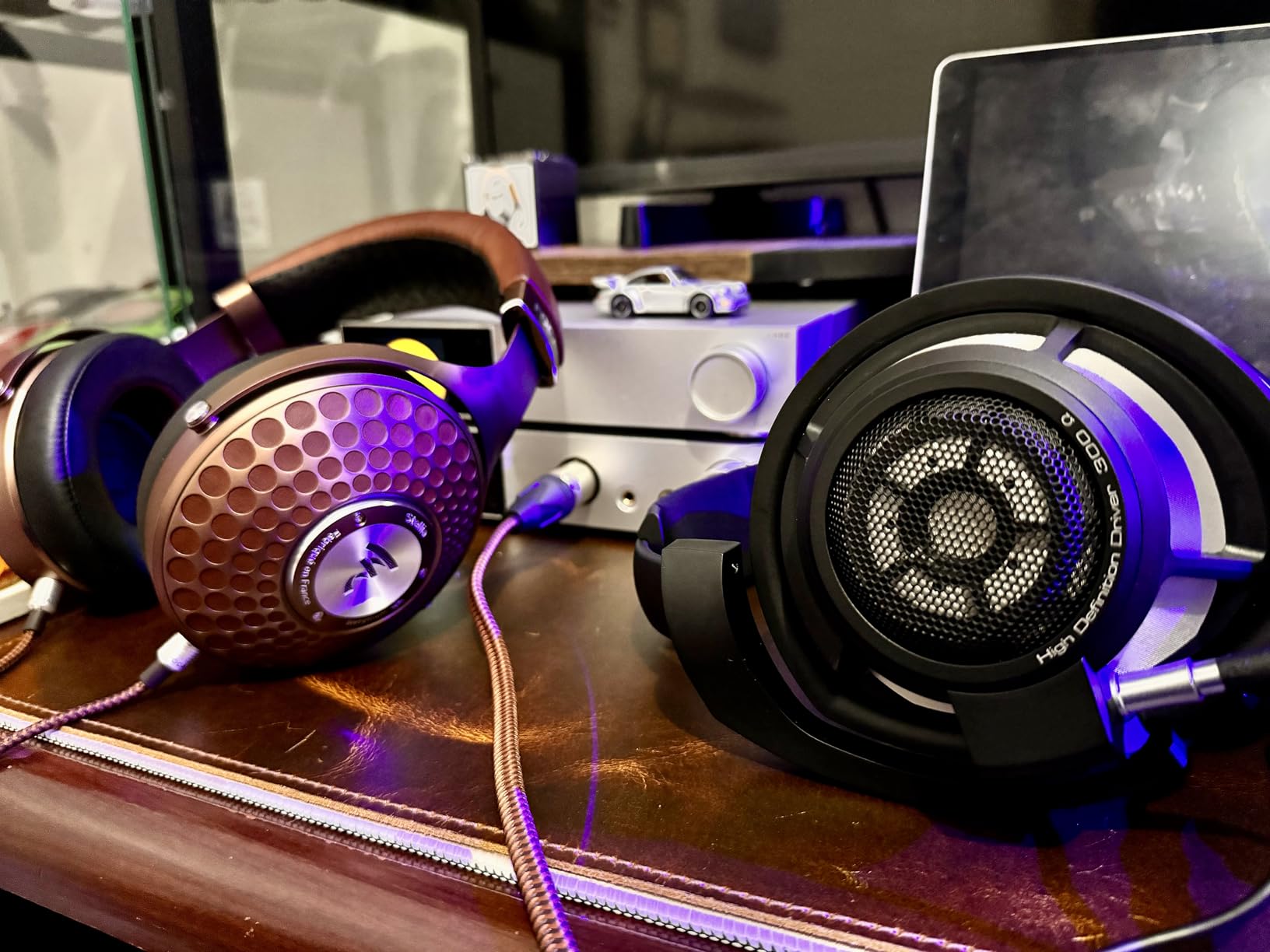 Focal Stellia Audiophile Circum-aural Closed-back Headphones for Home and On-the-go Use with Carrying Case customer photo 1