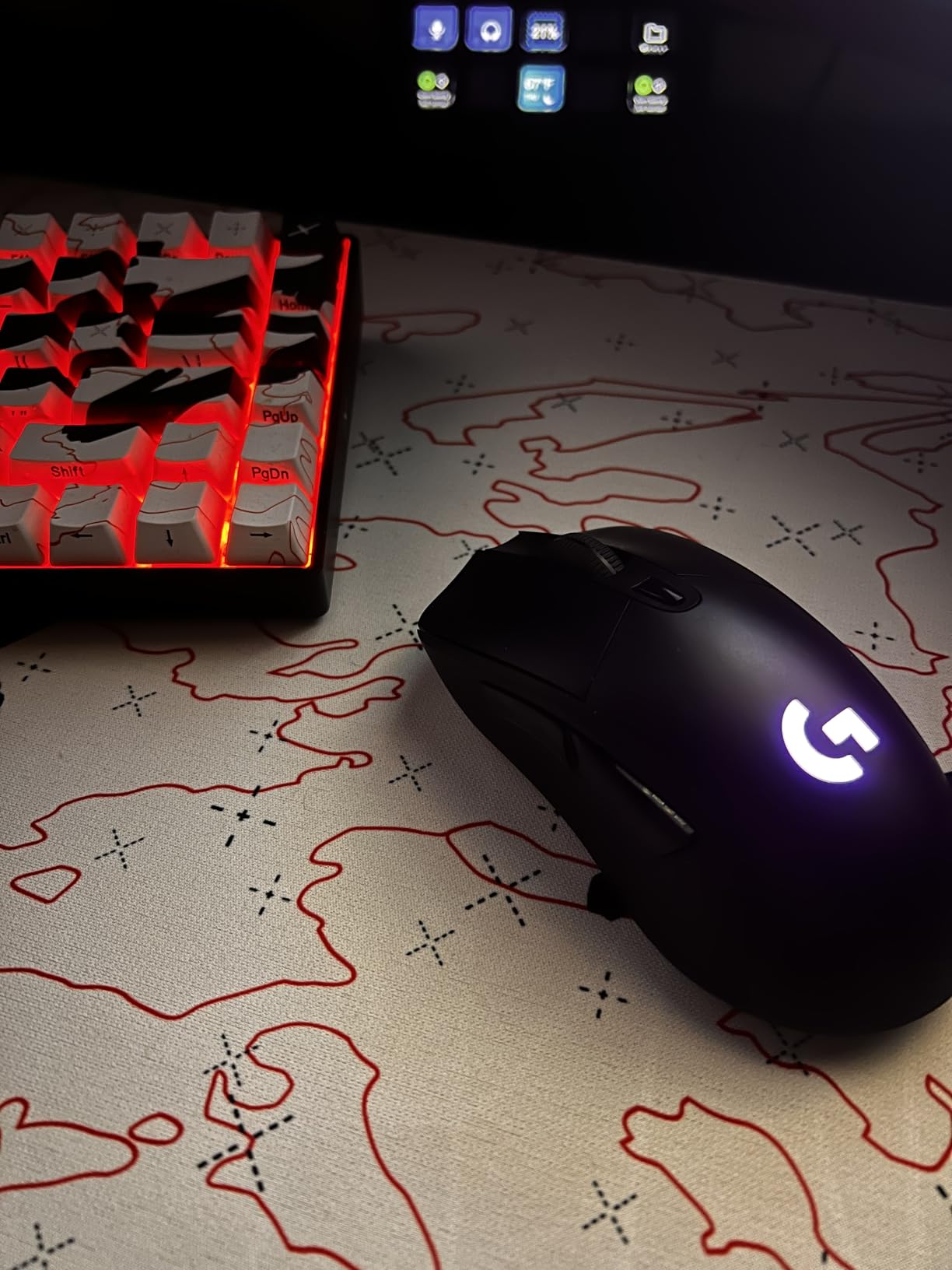 Logitech G703 Lightspeed Wireless Gaming Mouse - Black customer photo 1