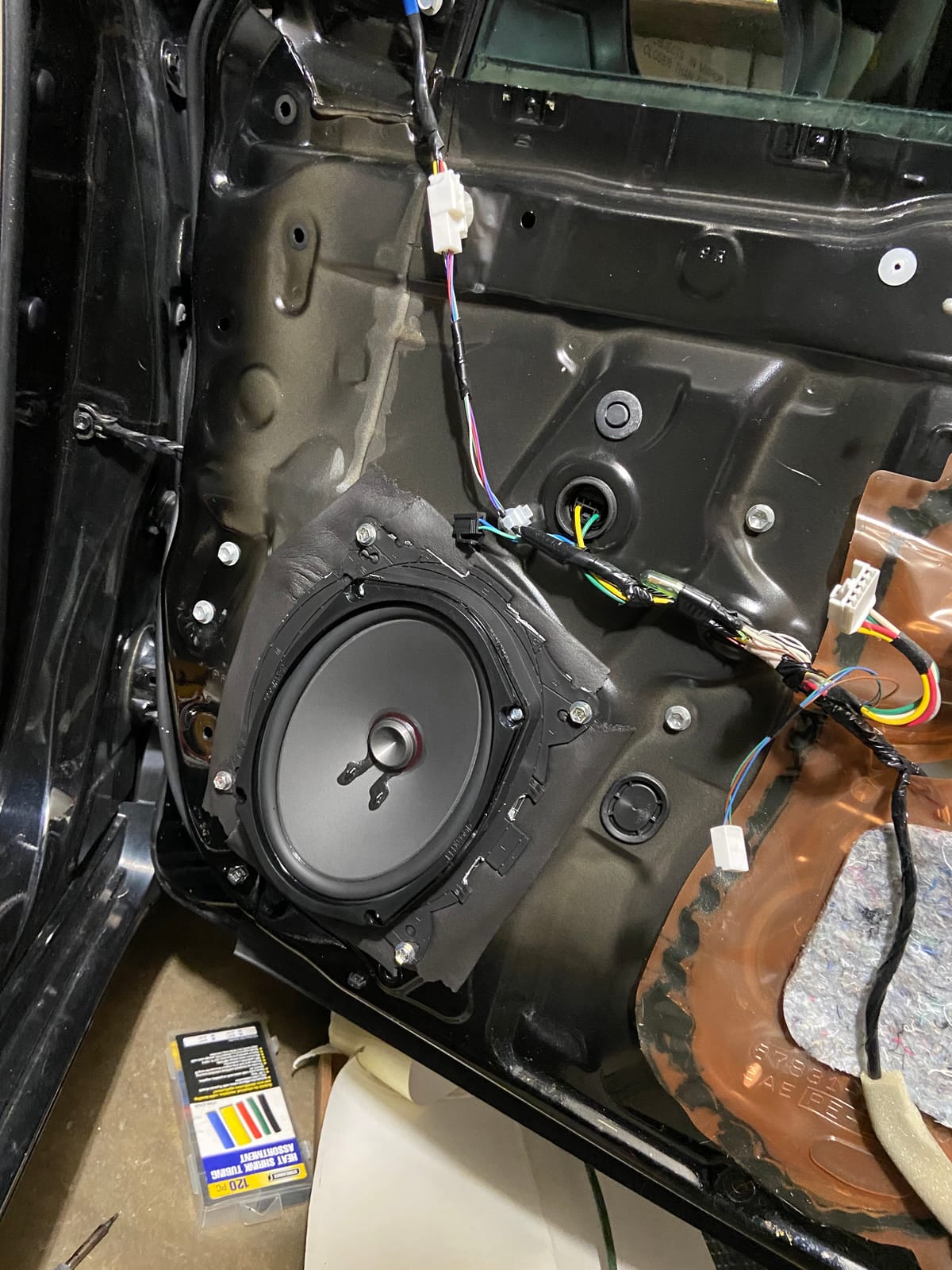 Kenwood KFC-XP6903C 6x9 + 3-1/2