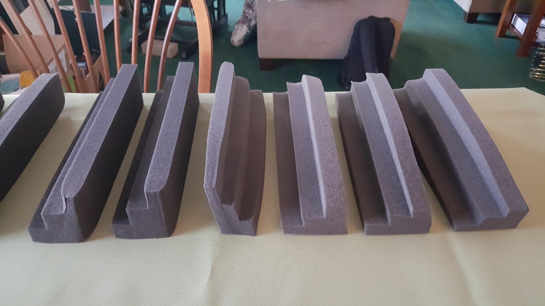 JBER 4Pack Acoustic Foam Corner Bass Traps, Studio Foam Corner Block Finish customer photo 1