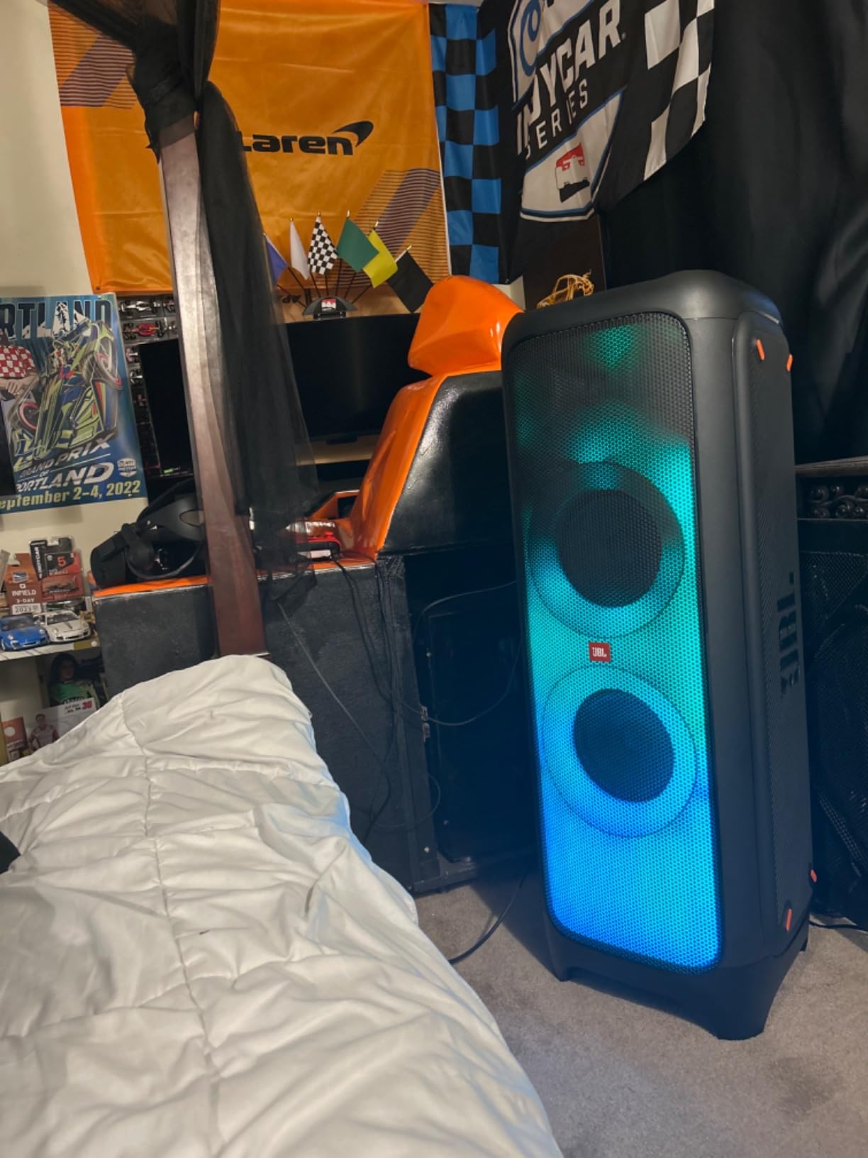 JBL PartyBox 1000 - High Power Wireless Bluetooth Party Speaker,Black customer photo 1