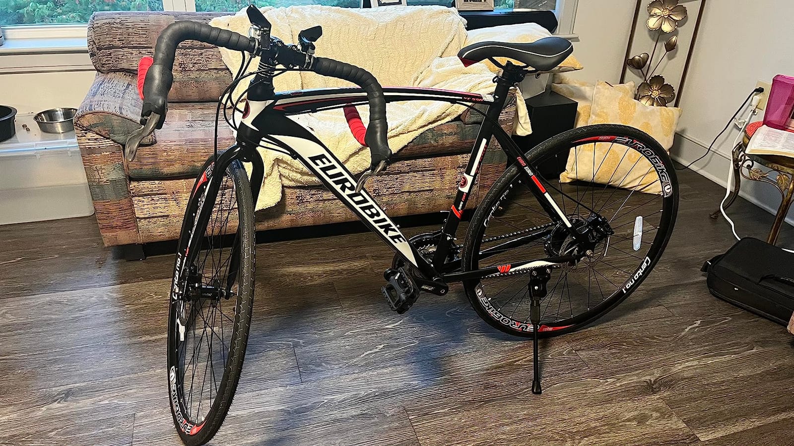 EUROBIKE Road Bike,21 Speed Bicycle with Disc Brake,700C Wheels Road Bikes for Men or Women,49cm/54cm Frame for Adult Cycling Bicycle customer photo 2
