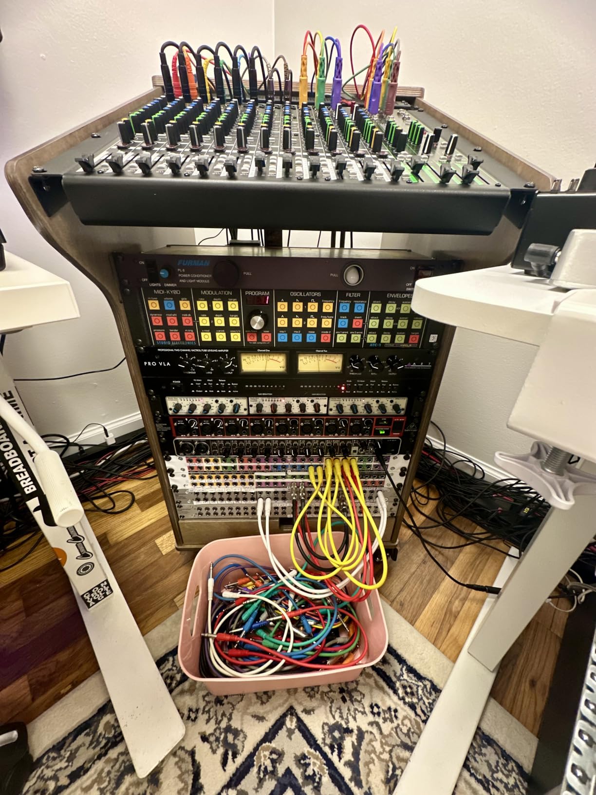 Mackie ProFX16v3 16-Channel Mixer, USB Recording, GigFX Effects customer photo 1