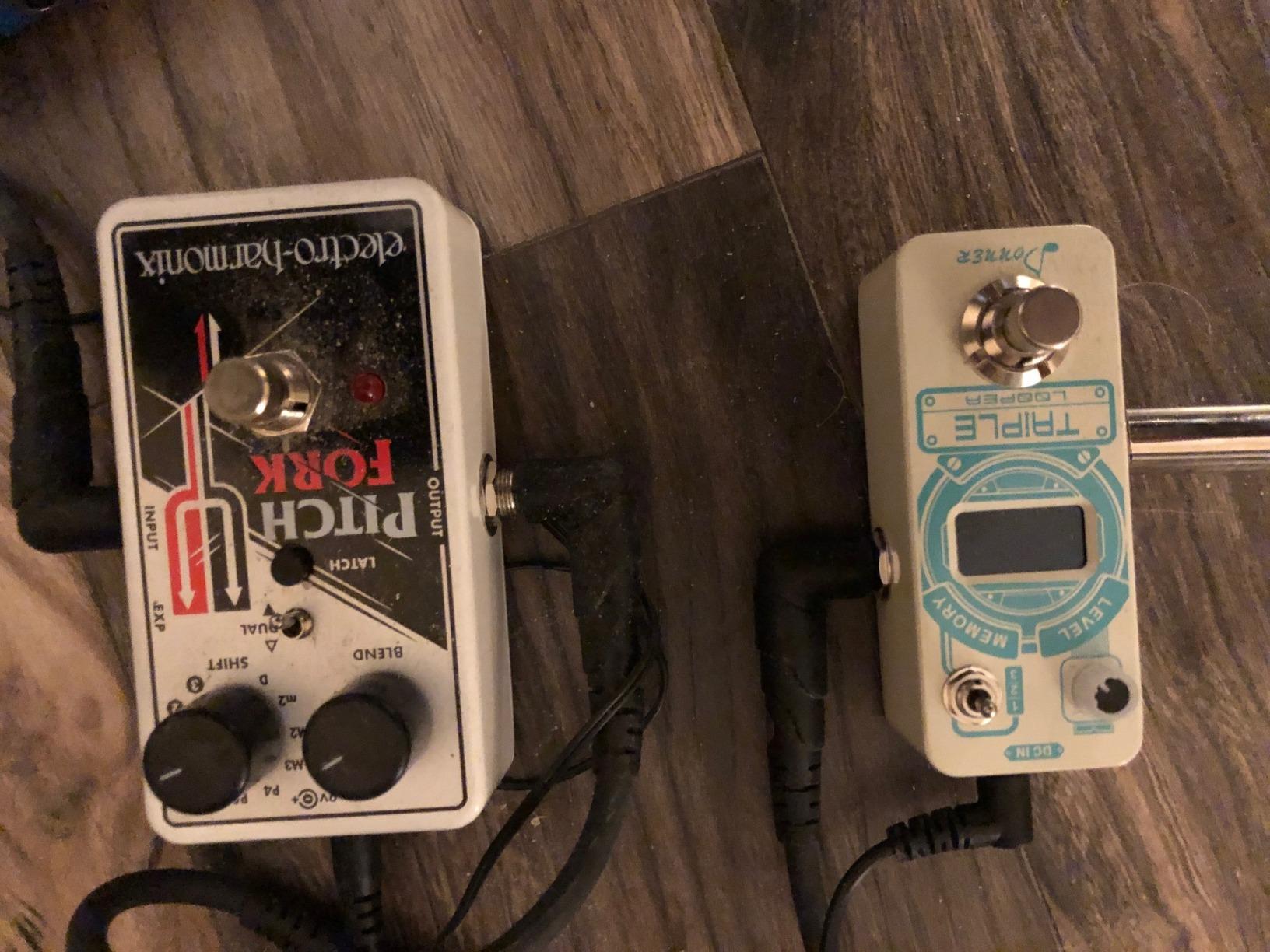Donner Triple Looper Guitar Pedal, 3 Loops 90 mins Looping Time Loop Pedal with Screen Unlimited Overdubs Undo/Redo for Electric Guitar Bass, True Bypass customer photo 2