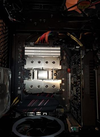 Noctua NH-D15 chromax.Black, Quiet High-Performance Dual Tower CPU Cooler customer photo 1
