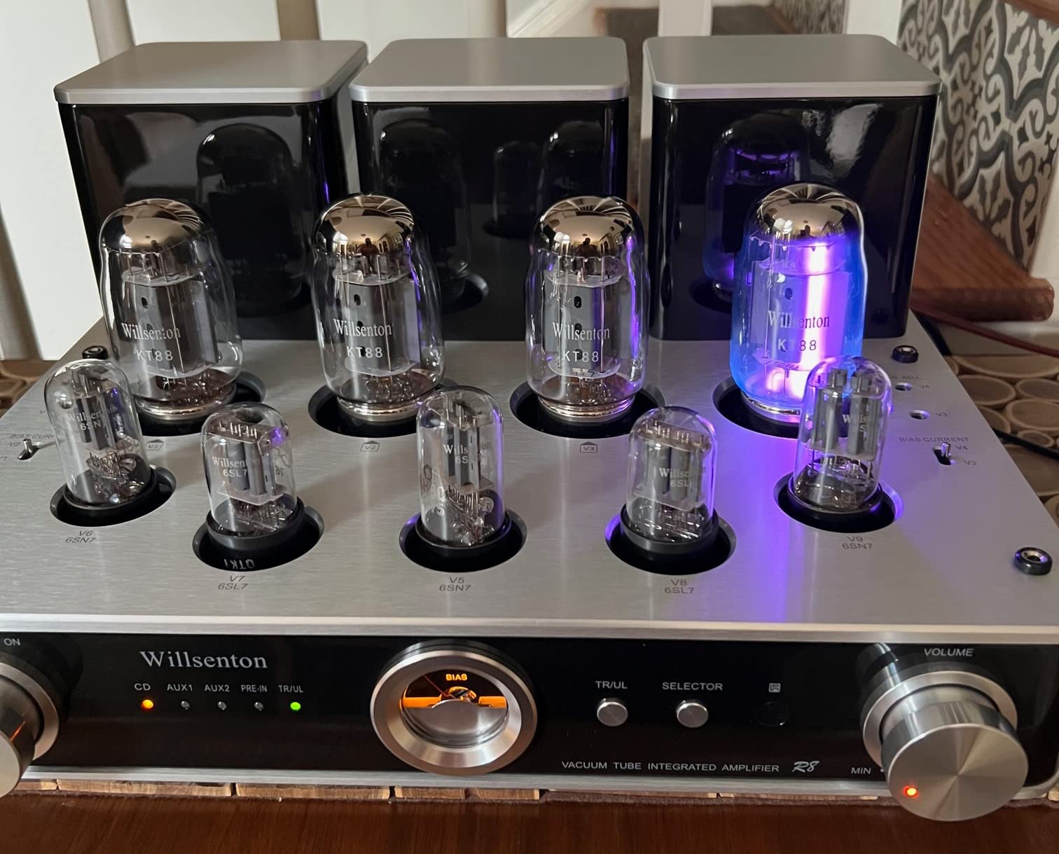 R8 KT88 x4 Tube Amplifier Hi-Fi Integrated Vacuum Tube Amp with Headphone Output KT88，EL34 Replaceable (Black) customer photo 1