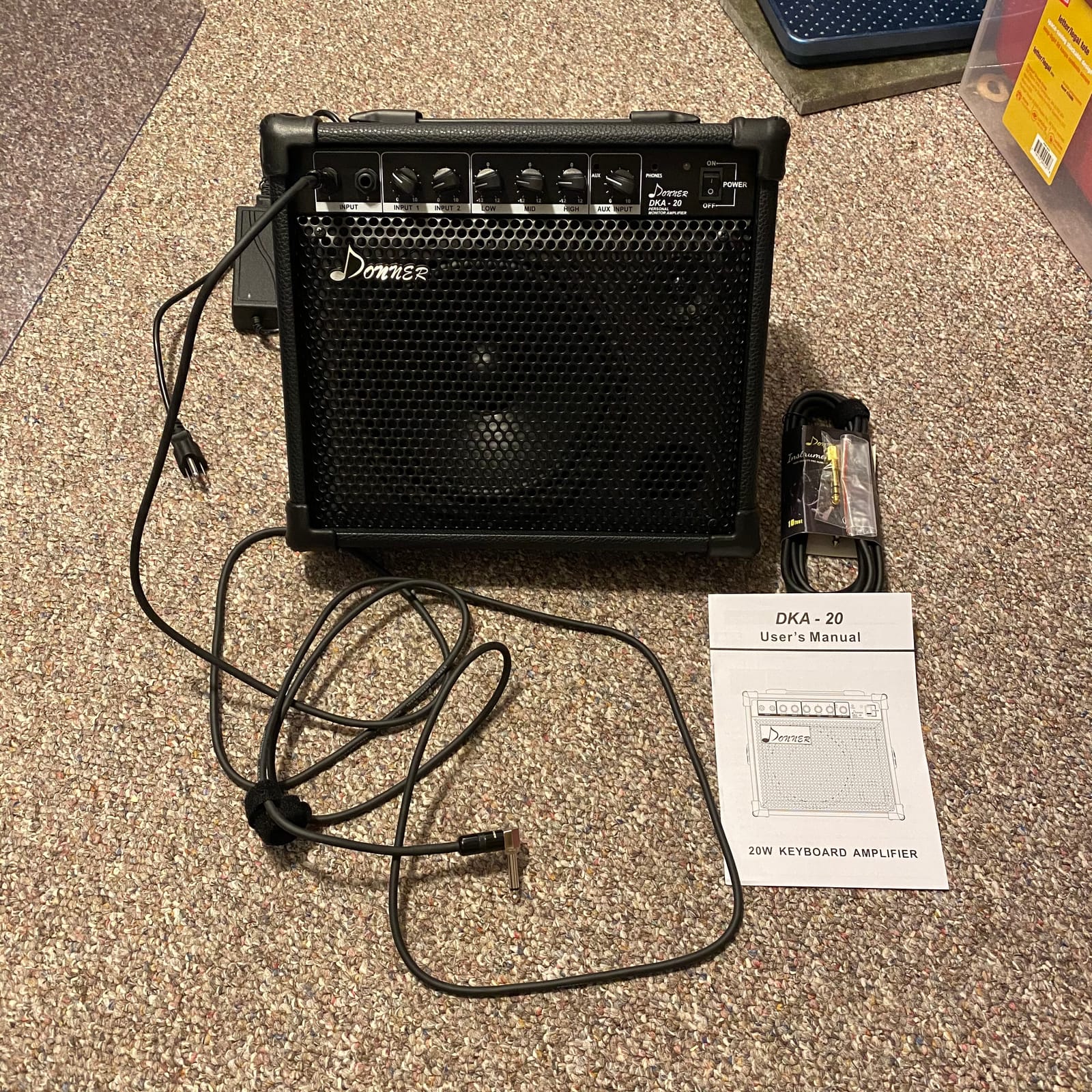 Donner DKA-20 Keyboard Amplifier 20 Watt Keyboard AMP with Aux in and Two Channels, Bass Guitar Amp, Piano Amplifier, Electronic Drum Speaker Support for Microphone Input customer photo 2