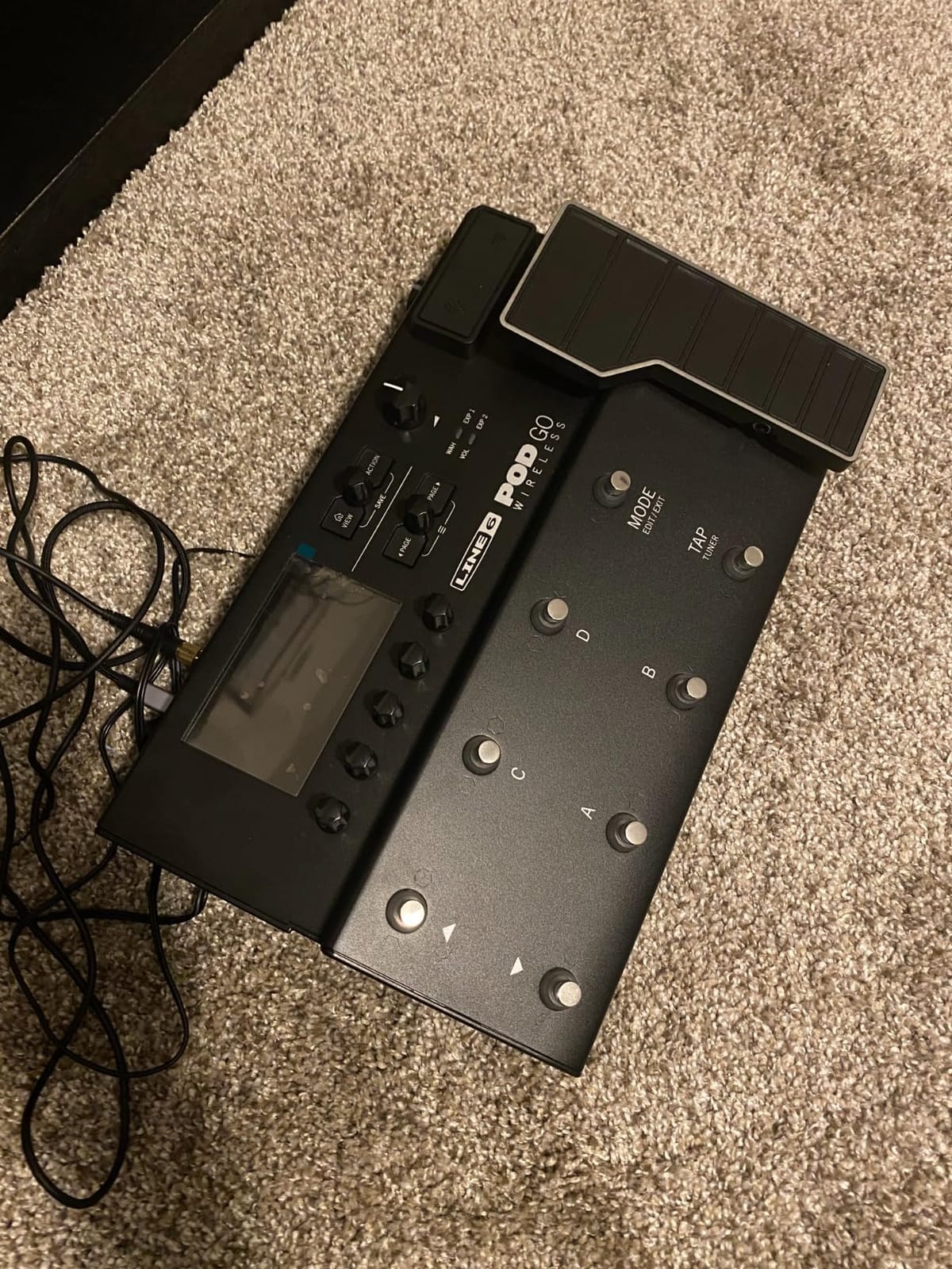 Line 6 POD Go Guitar Multi-Effects Pedal, Black customer photo 2