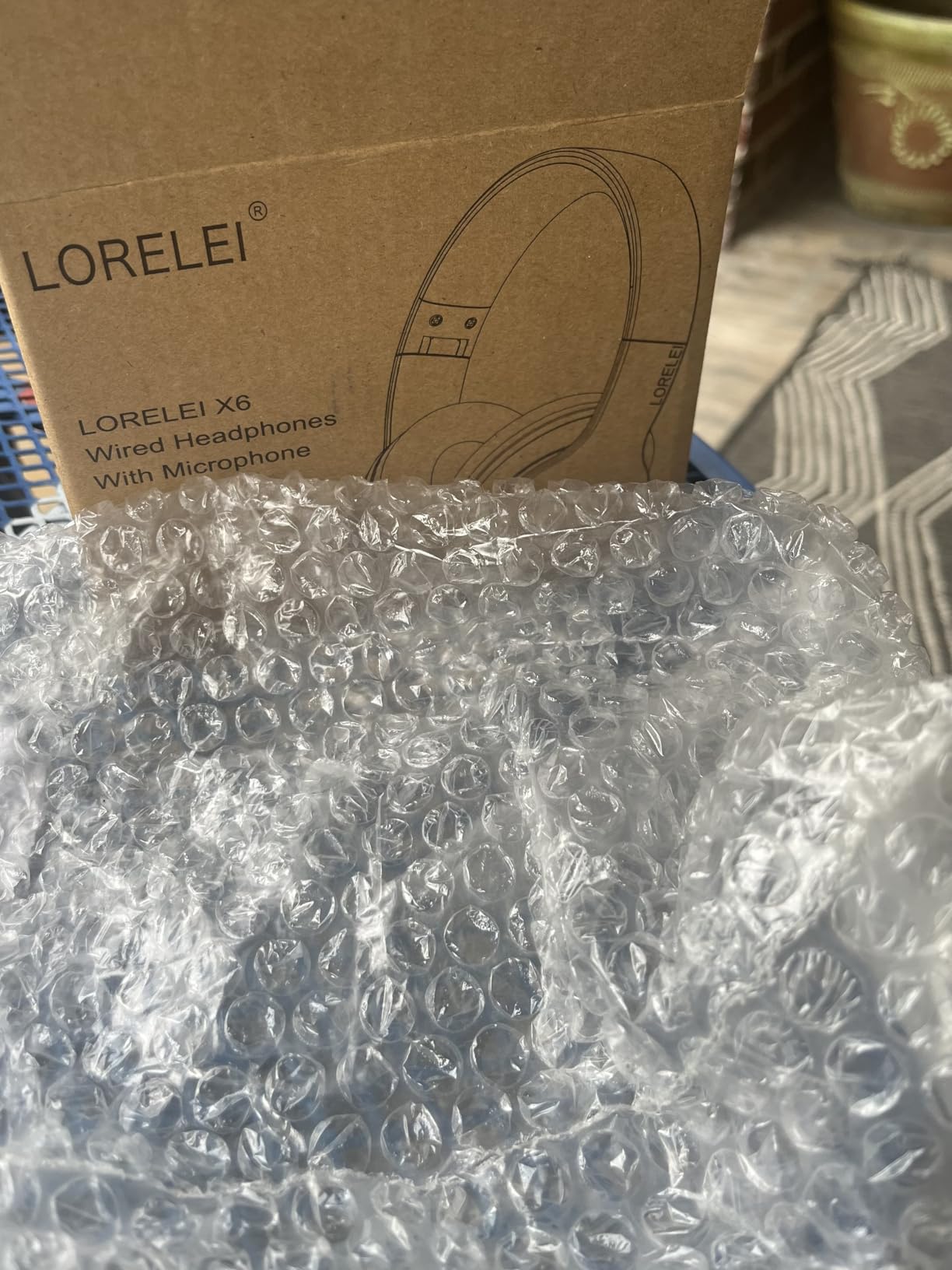 LORELEI X6 Over-Ear Wired Stereo Bass Headphones with Microphone, Lightweight, Foldable & Portable with 1.45M No-Tangle for Smartphone, Tablet, MP3/4, Space Black customer photo 2