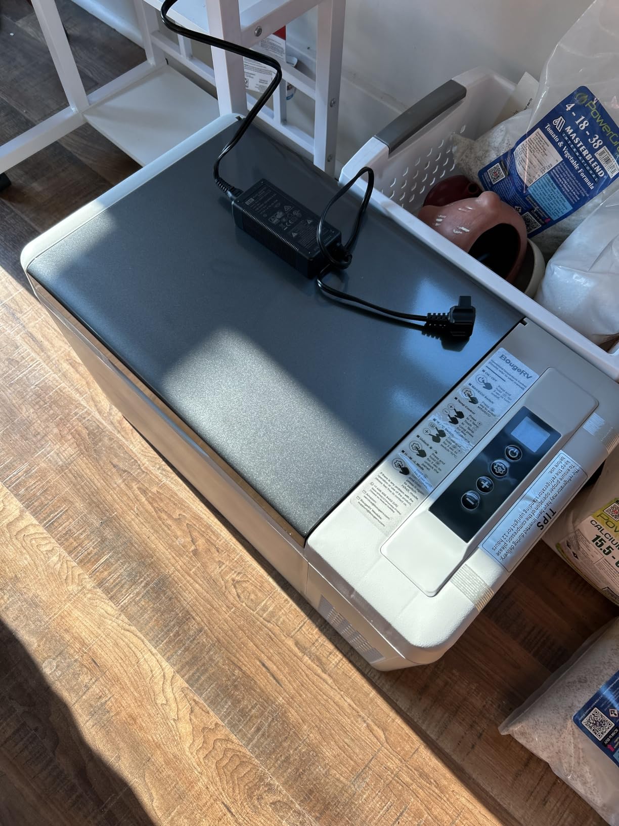 BougeRV 12v refrigerator 23 Quart, -8℉~50℉ Portable Freezer for Car, Grey customer photo 1