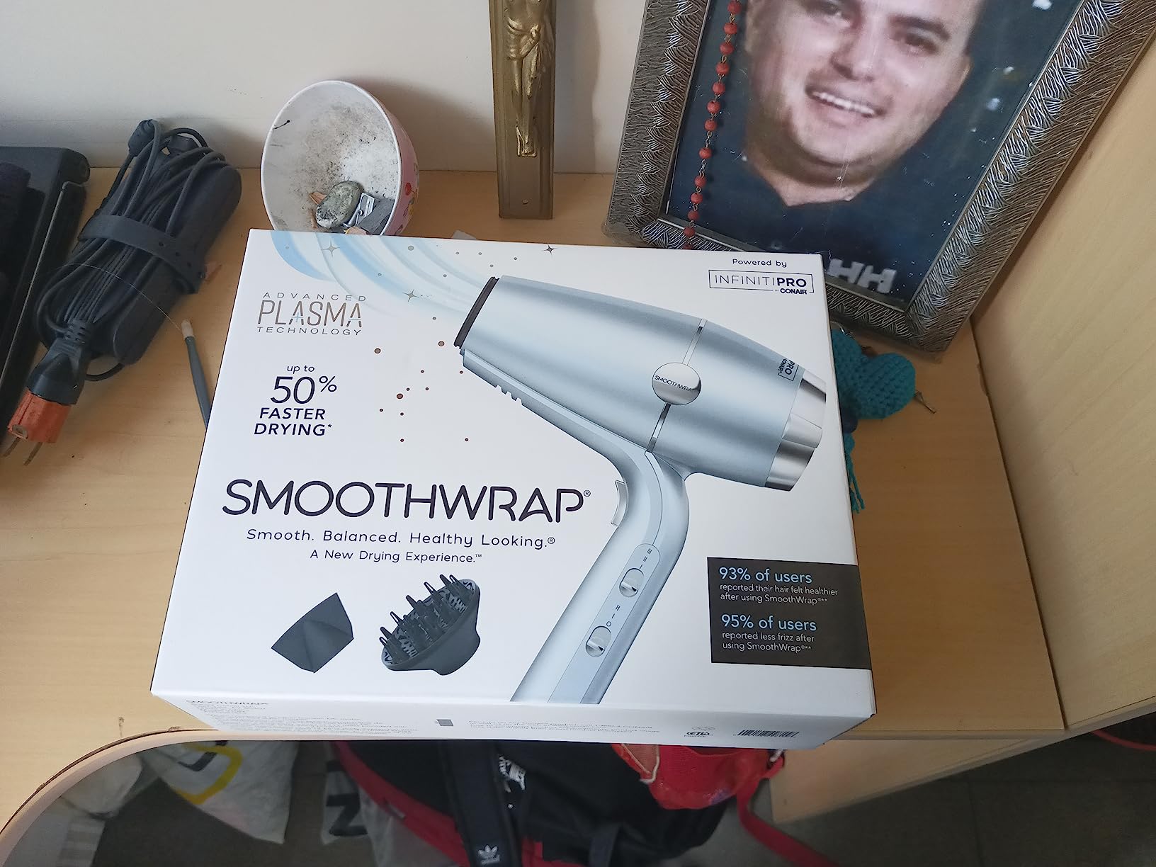 Conair SmoothWrap Ionic Hair Dryer, Diffuser & Concentrator, 1875W, Mint customer photo 2