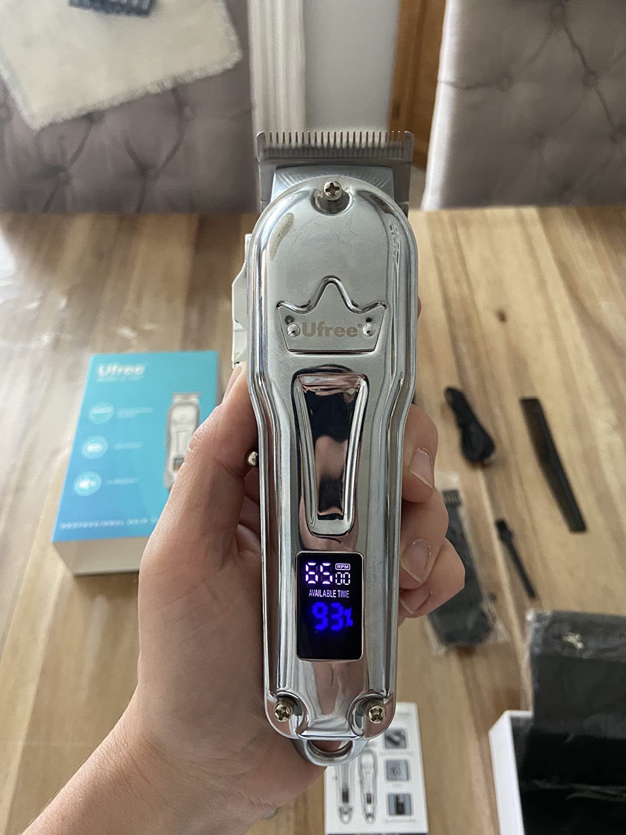 Ufree Hair Clippers for Men, Cordless Trimmer Set with LED Display, Silver customer photo 2