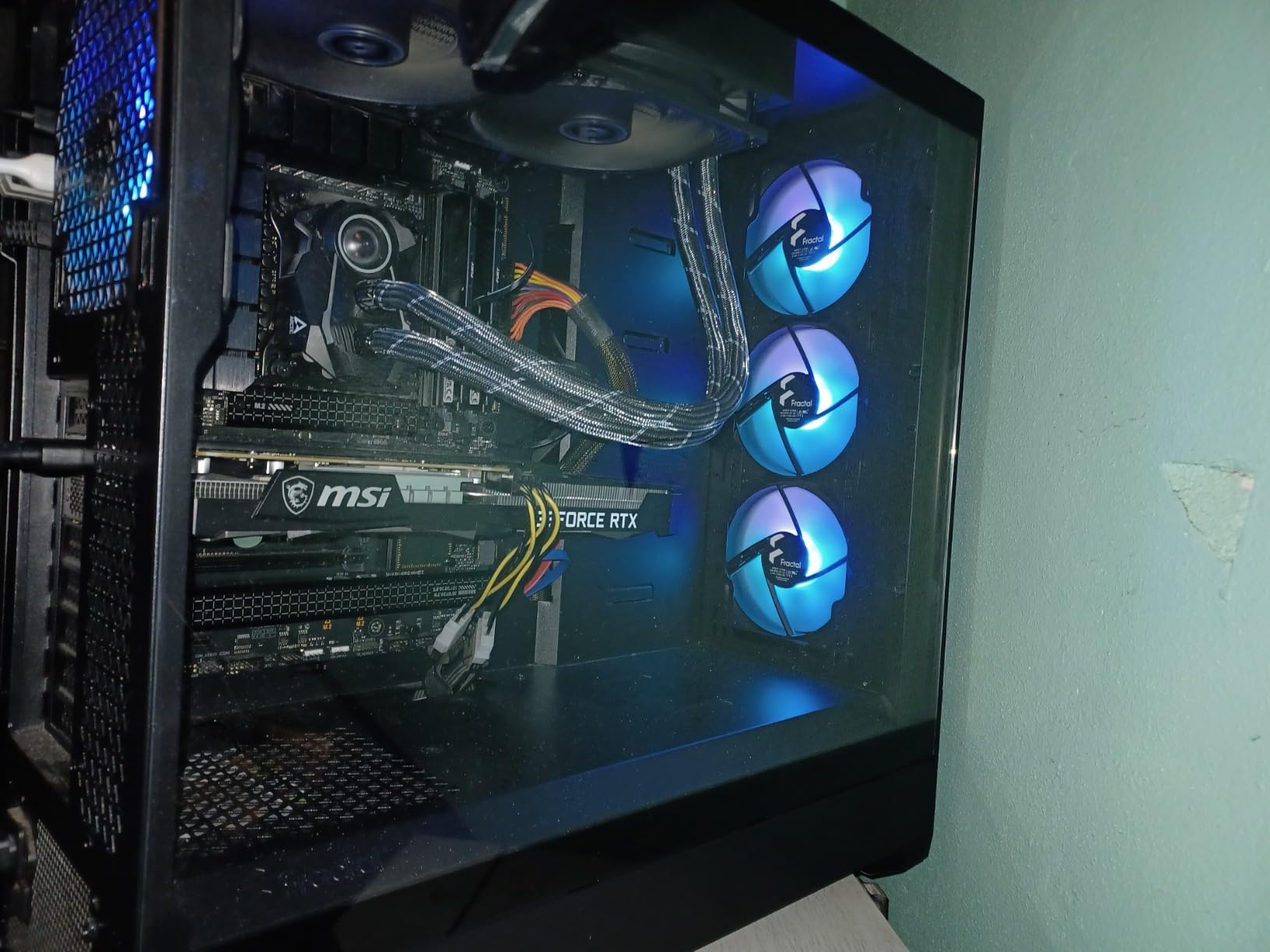 Fractal Design Pop XL Air RGB Black Tempered Glass Clear Tint customer photo 2