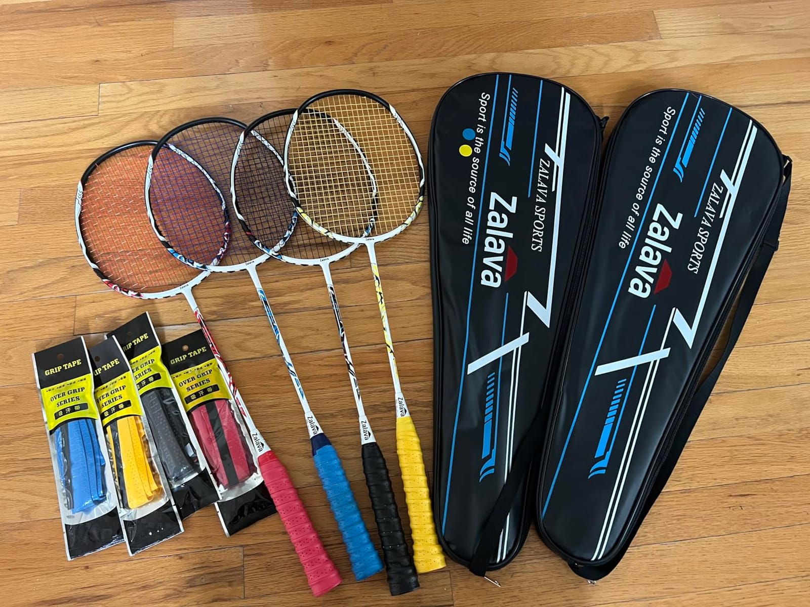 Badminton Rackets Set, Professional Badminton Racquets Lightweight (4U), 4-Pack/2-Pack Carbon Fiber, 3 Feather Shuttlecocks, with Protect Case & Overgrip, for Beginners, Advanced Players customer photo 2