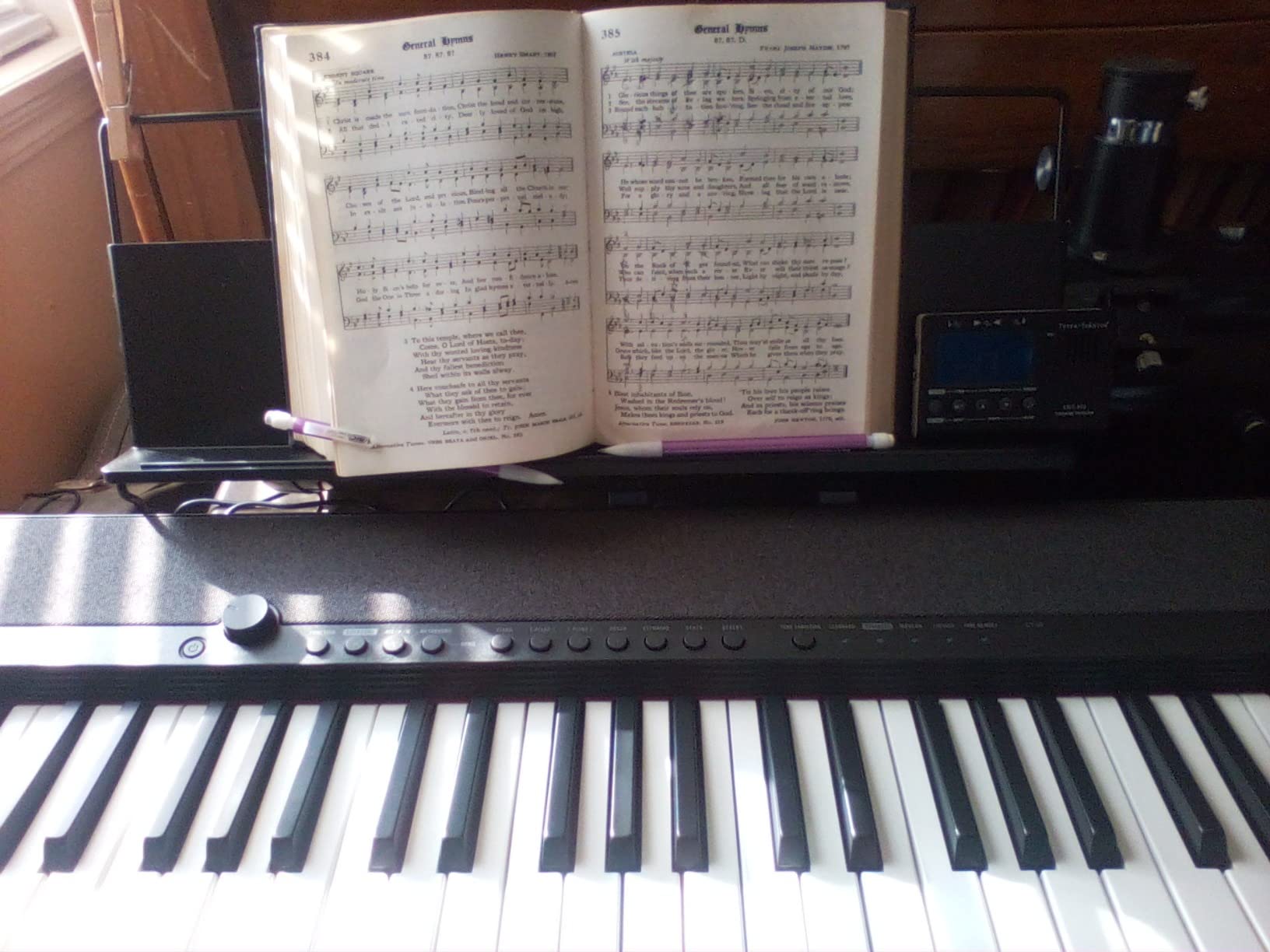 Casio Casiotone CT-S1 61-Key Portable Keyboard - White customer photo 2