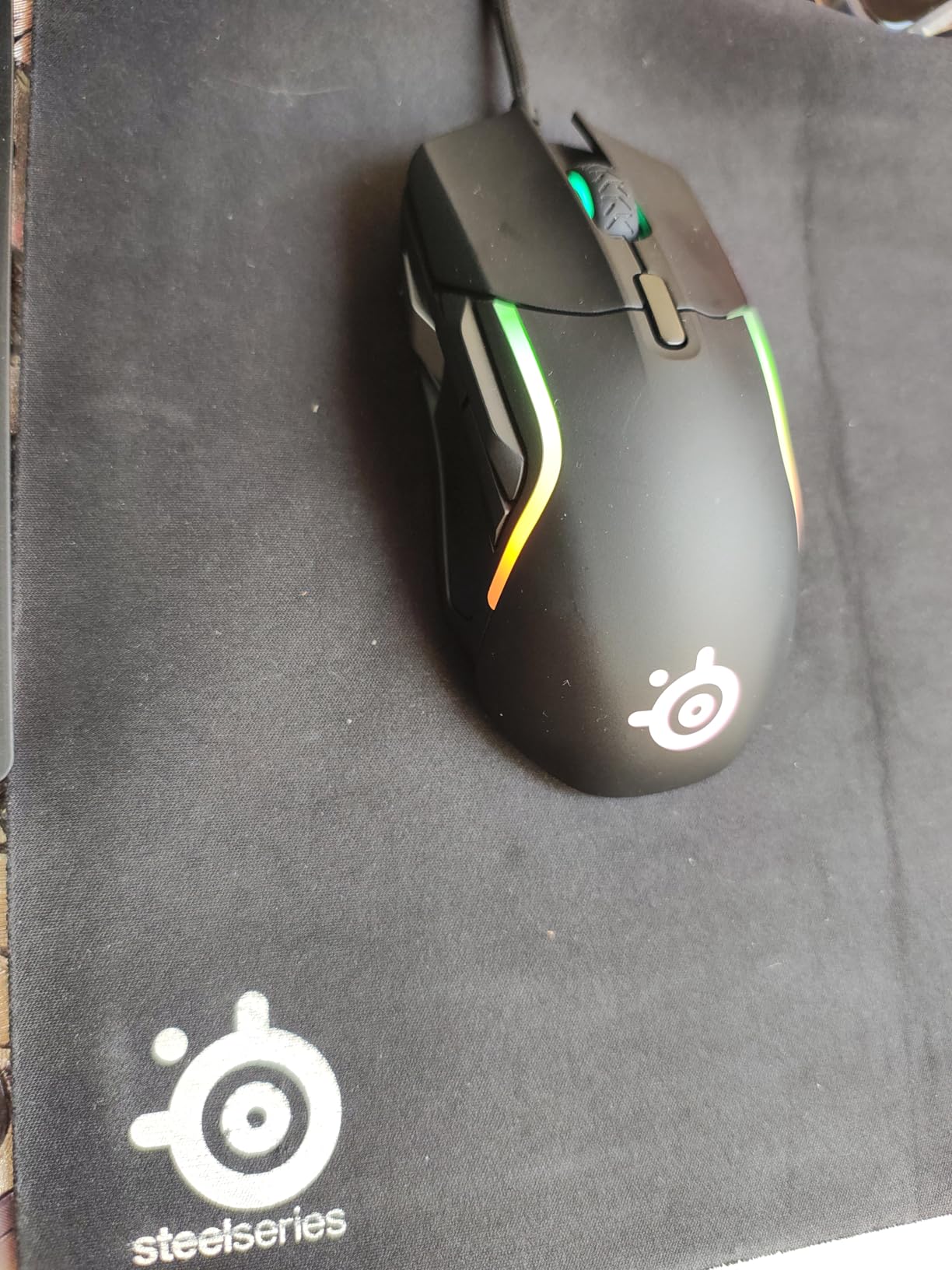 SteelSeries Rival 5 Gaming Mouse with PrismSync RGB Lighting and 9 Programmable Buttons – FPS, MOBA, MMO, Battle Royale – 18,000 CPI TrueMove Air Optical Sensor - Black customer photo 2