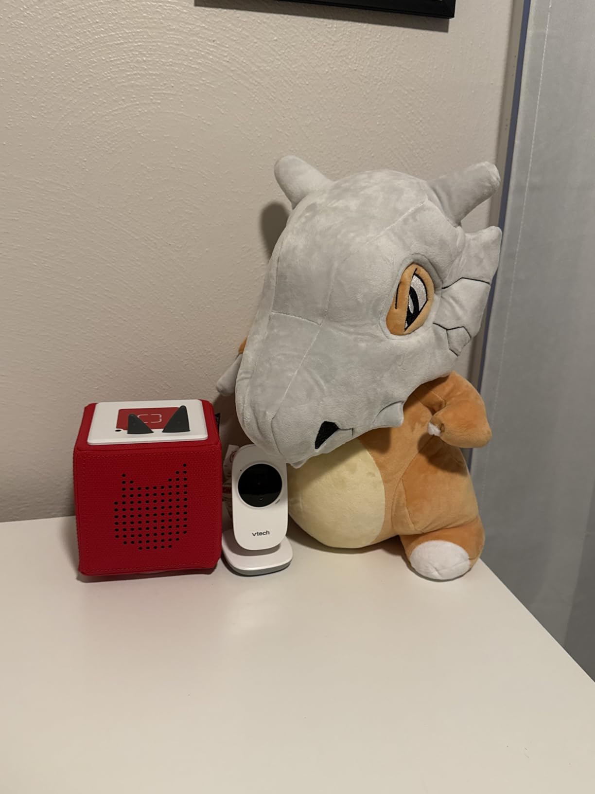 Toniebox 1 Audio Player Starter Set with Playtime Puppy - Listen, Learn, and Play with One Huggable Little Box - Red customer photo 1