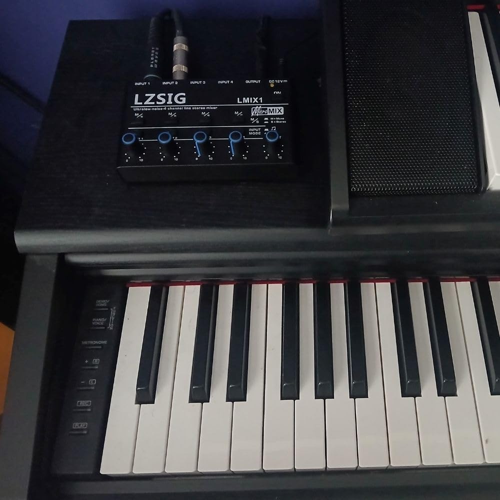 LZSIG Mini Audio Mixer, Ultra Low-Noise, 4-Channel, 4 IN 1 OUT customer photo 1