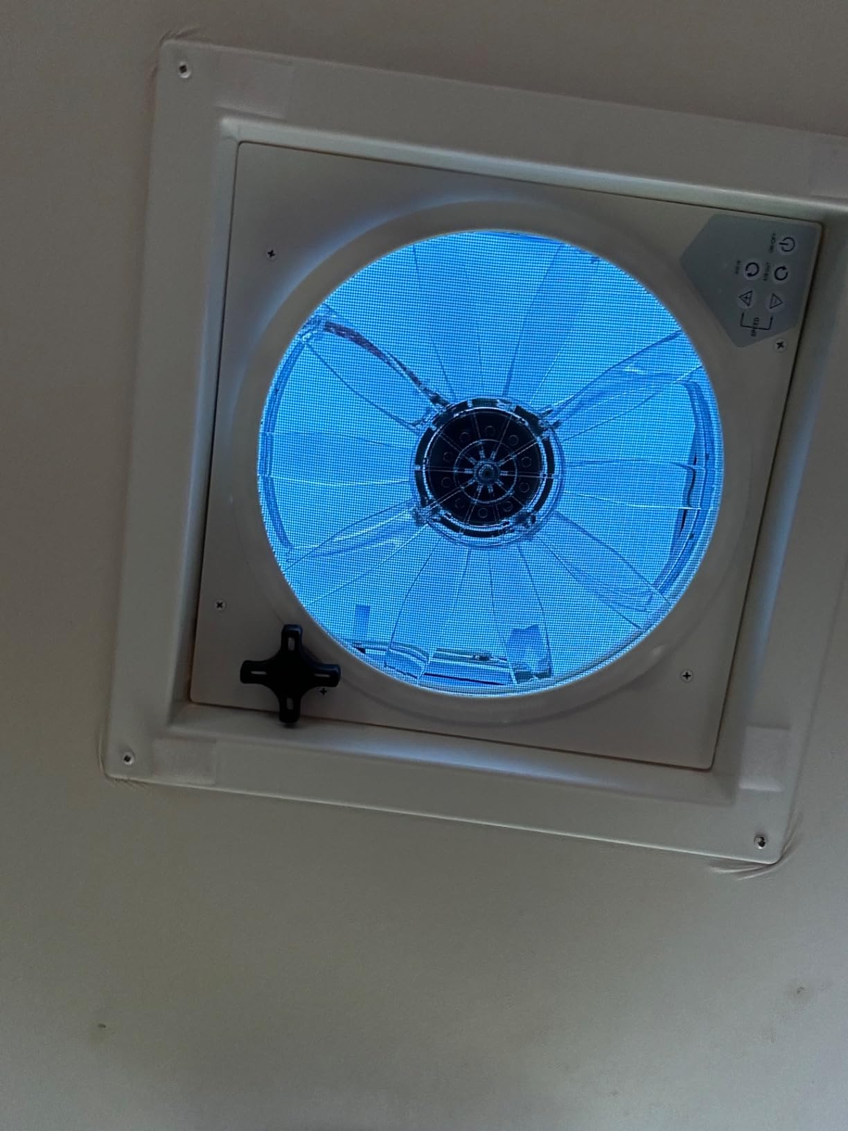 RVLOVENT 12V RV Roof Fan Vent 14'' 10 Speed Reversible Manual Lift (NO REMOTE) customer photo 1
