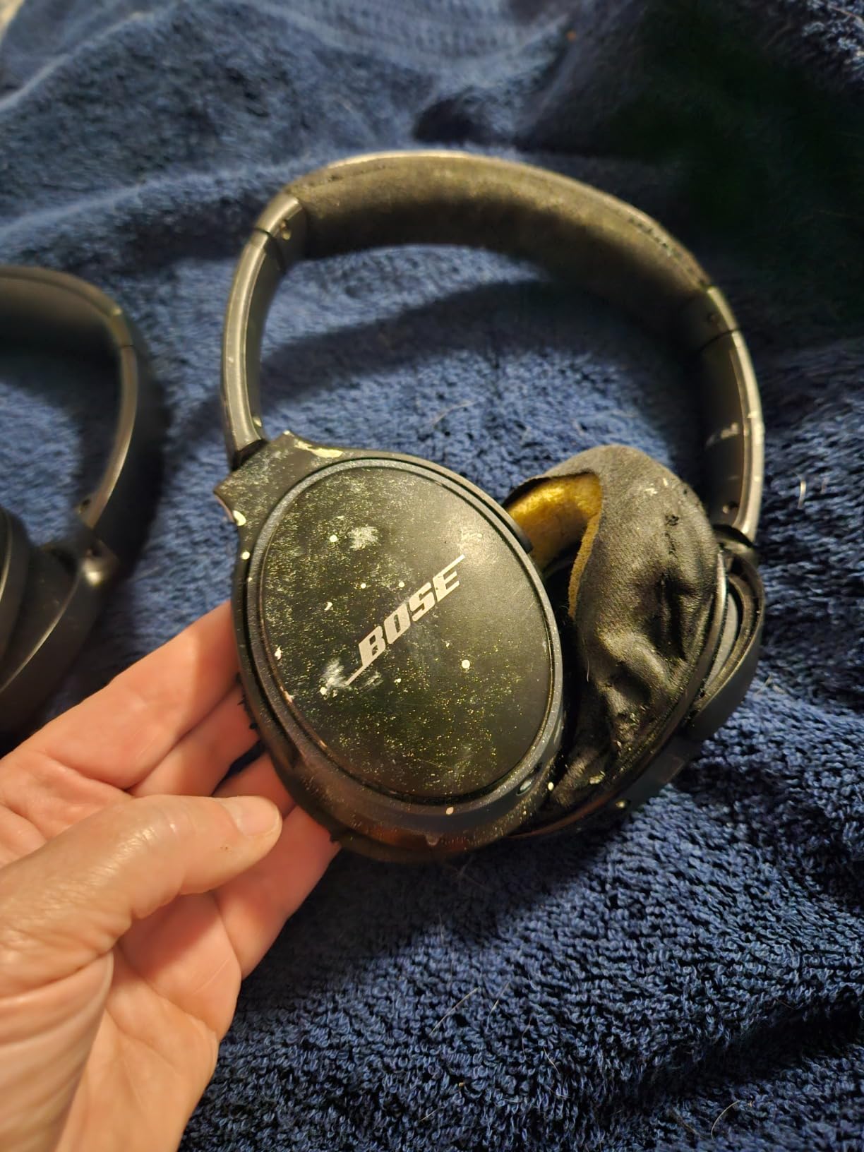 Bose QuietComfort 45 Bluetooth Wireless Noise Cancelling Headphones - Triple Black customer photo 2