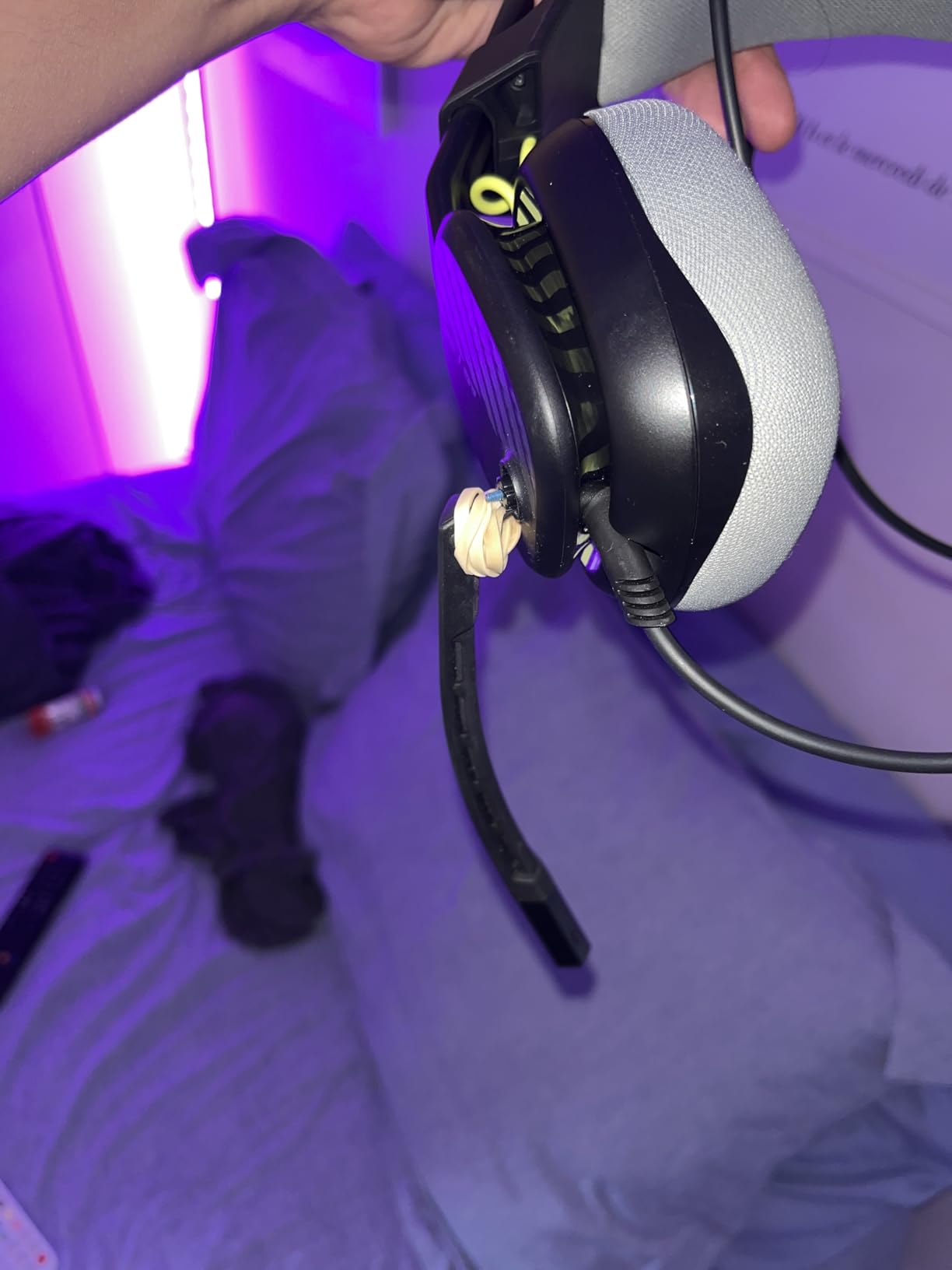 Logitech G A10 Gen 2 Cross-Platform Wired Gaming Headset - Black/PS Edition customer photo 2