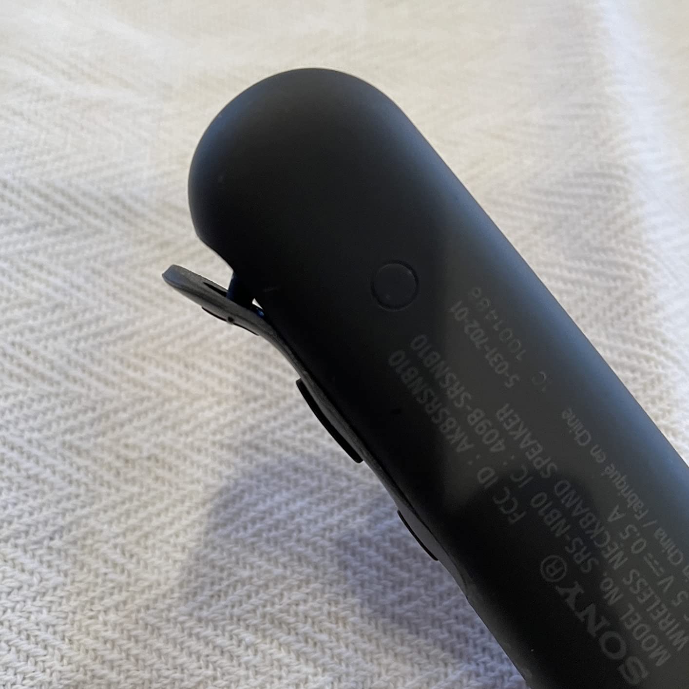 Sony SRS-NB10 Wireless Neckband Bluetooth Speaker, Charcoal Gray customer photo 1