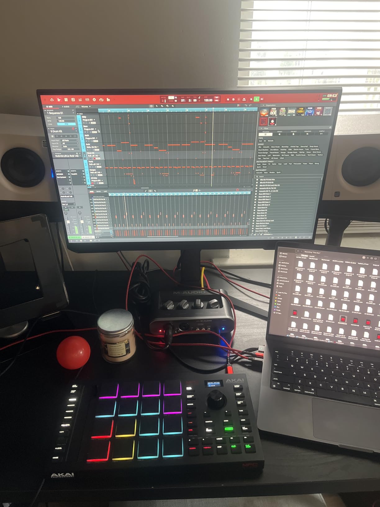 Akai Professional MPC Studio USB MIDI Pad Controller customer photo 1